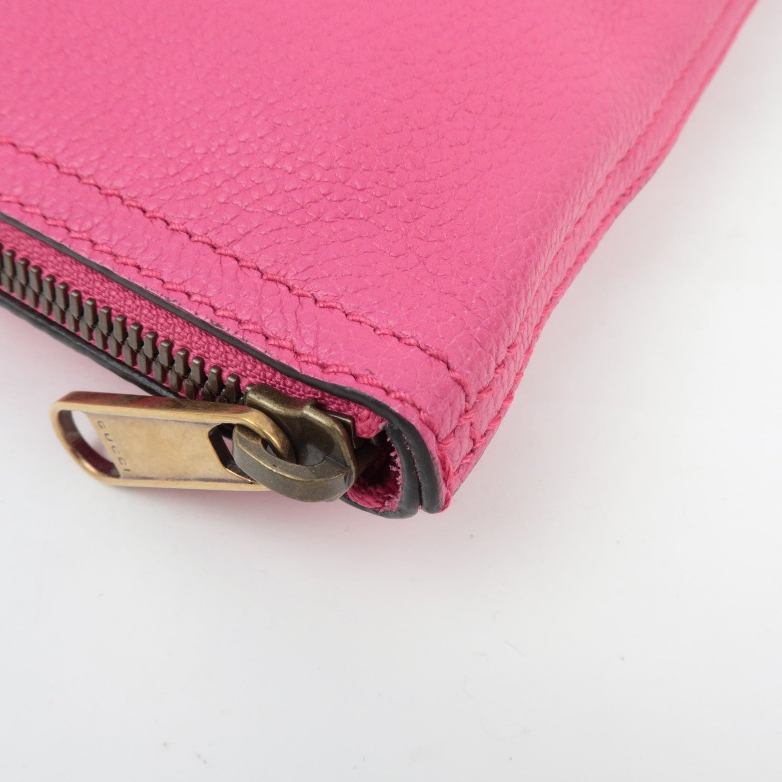 GUCCI Logo Clutch Bag Leather Pink 500981