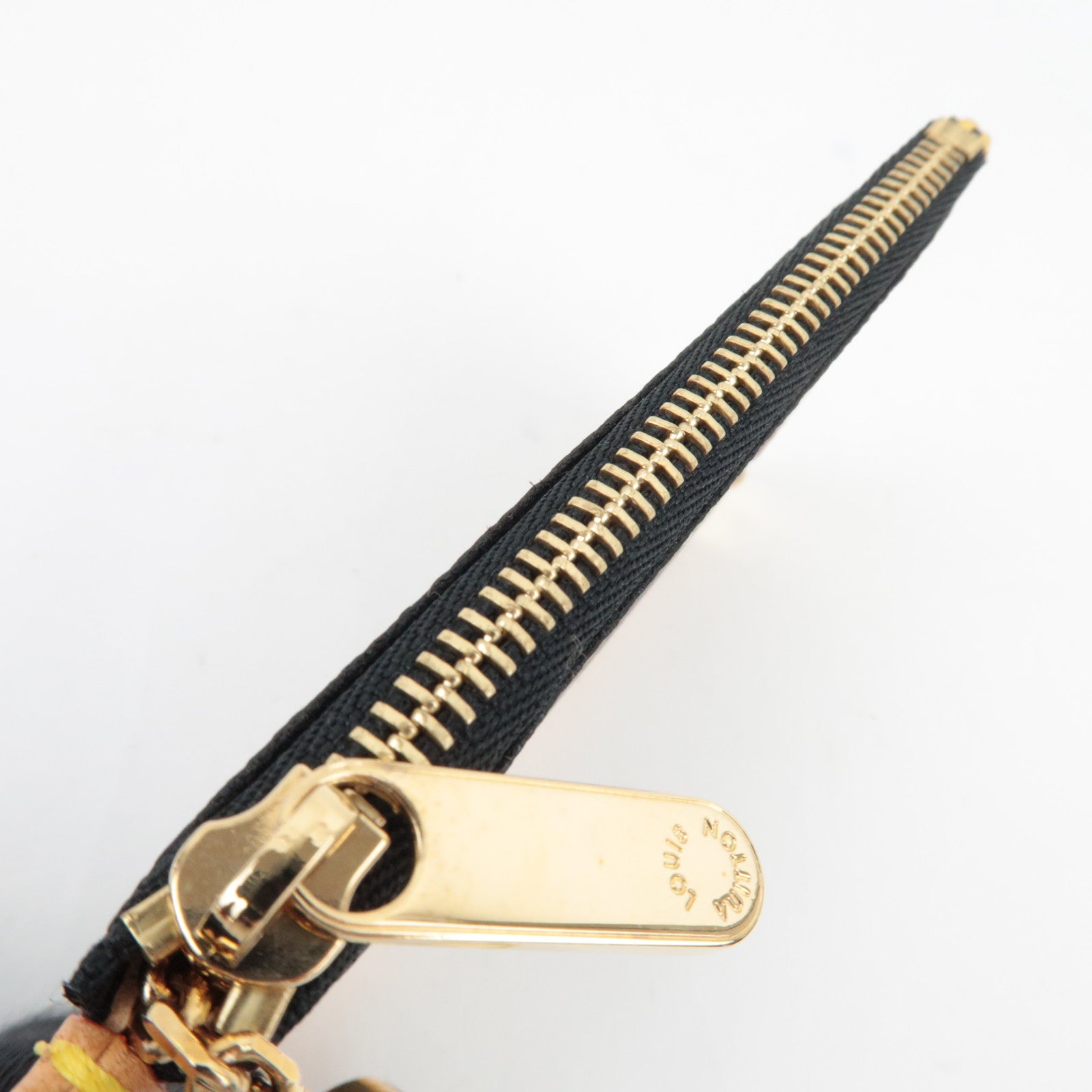 Louis Vuitton Monogram Multicolor Pochette Cles Coin Case Noir M92654 CA0073 *Dust bag