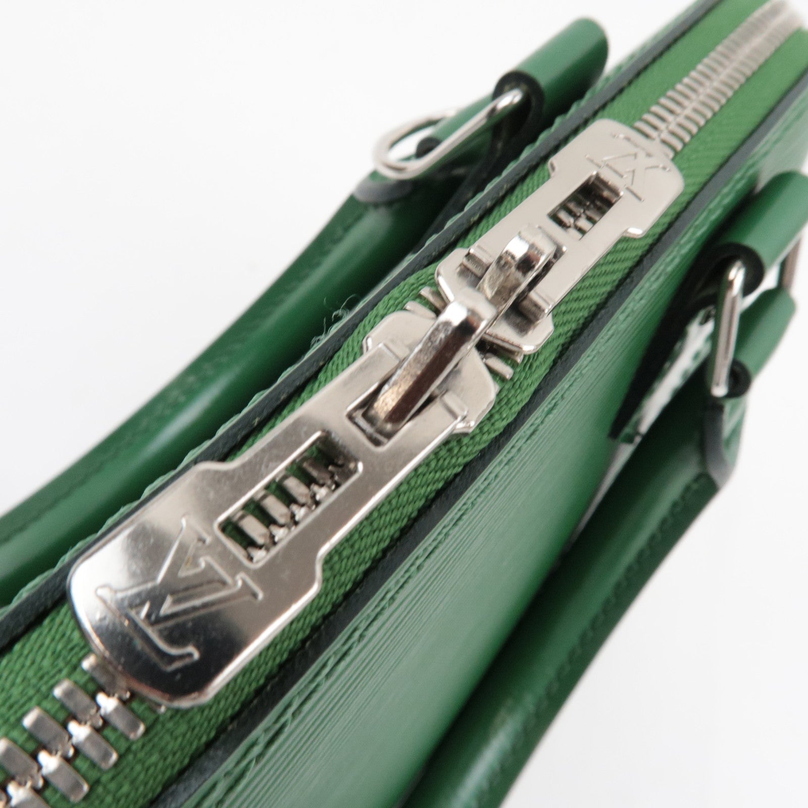 Louis Vuitton Epi Alma PM Hand bag Menthe M40618 FL2162 *Keys, Clochette