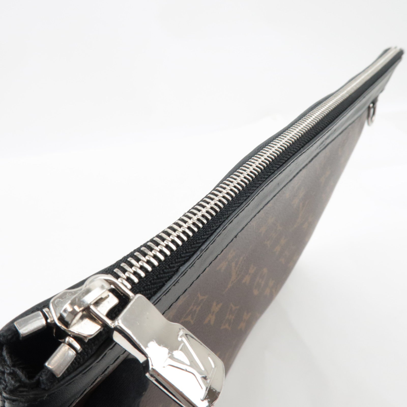 Louis Vuitton Monogram Macassar Pochette Discovery Clutch Bag M69411 TN4210