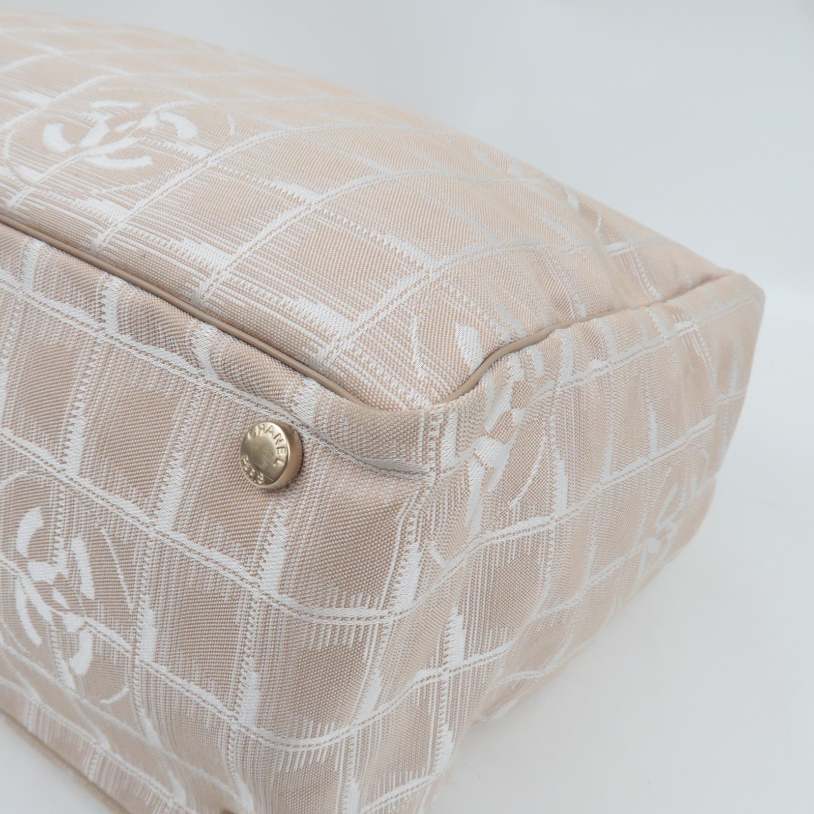 CHANEL New Travel Line Tote MM Nylon Jacquard Leather Beige A15991 8171148 *Dust bag