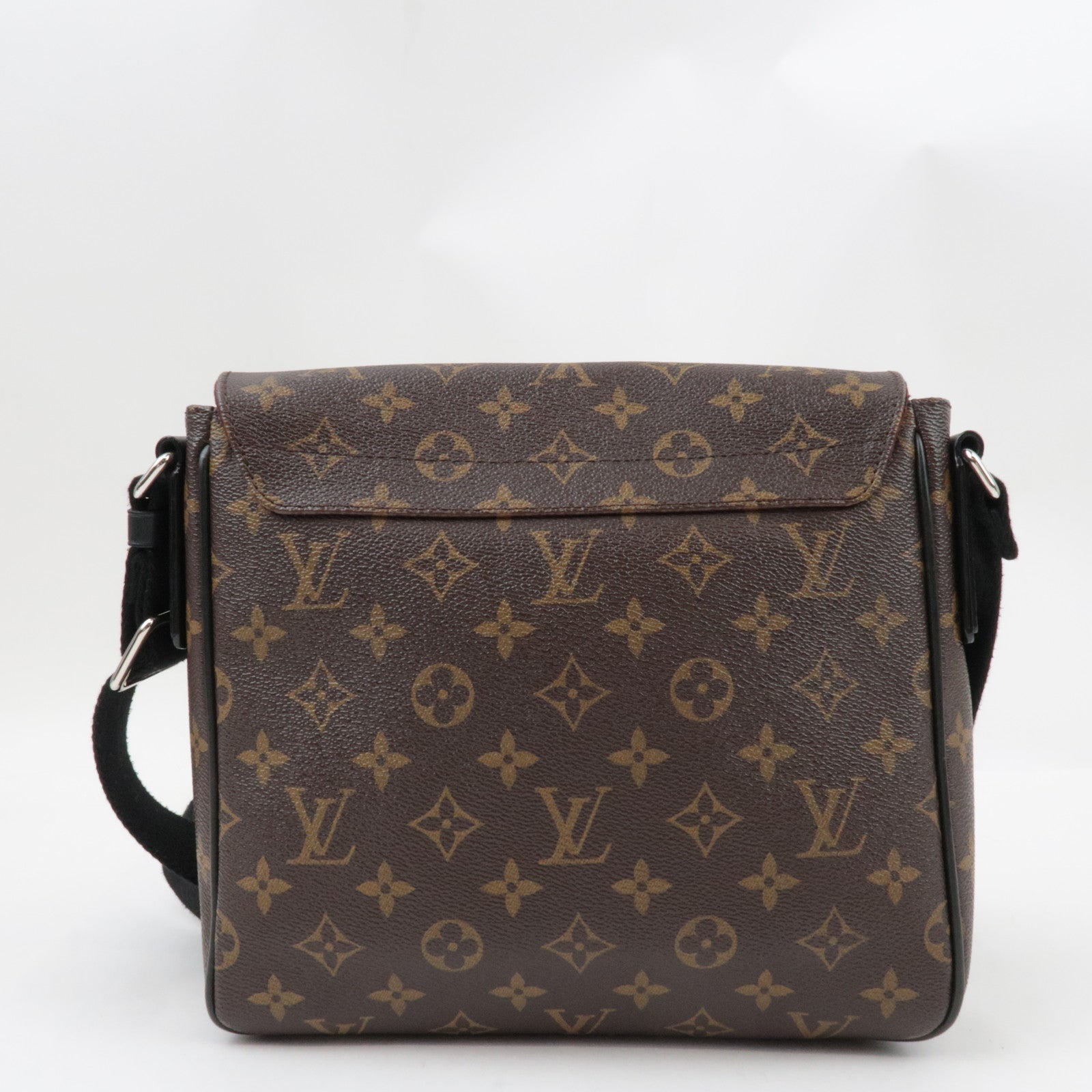 Louis Vuitton Monogram Macassar District PM Shoulder Bag Noir M40935 CA4114