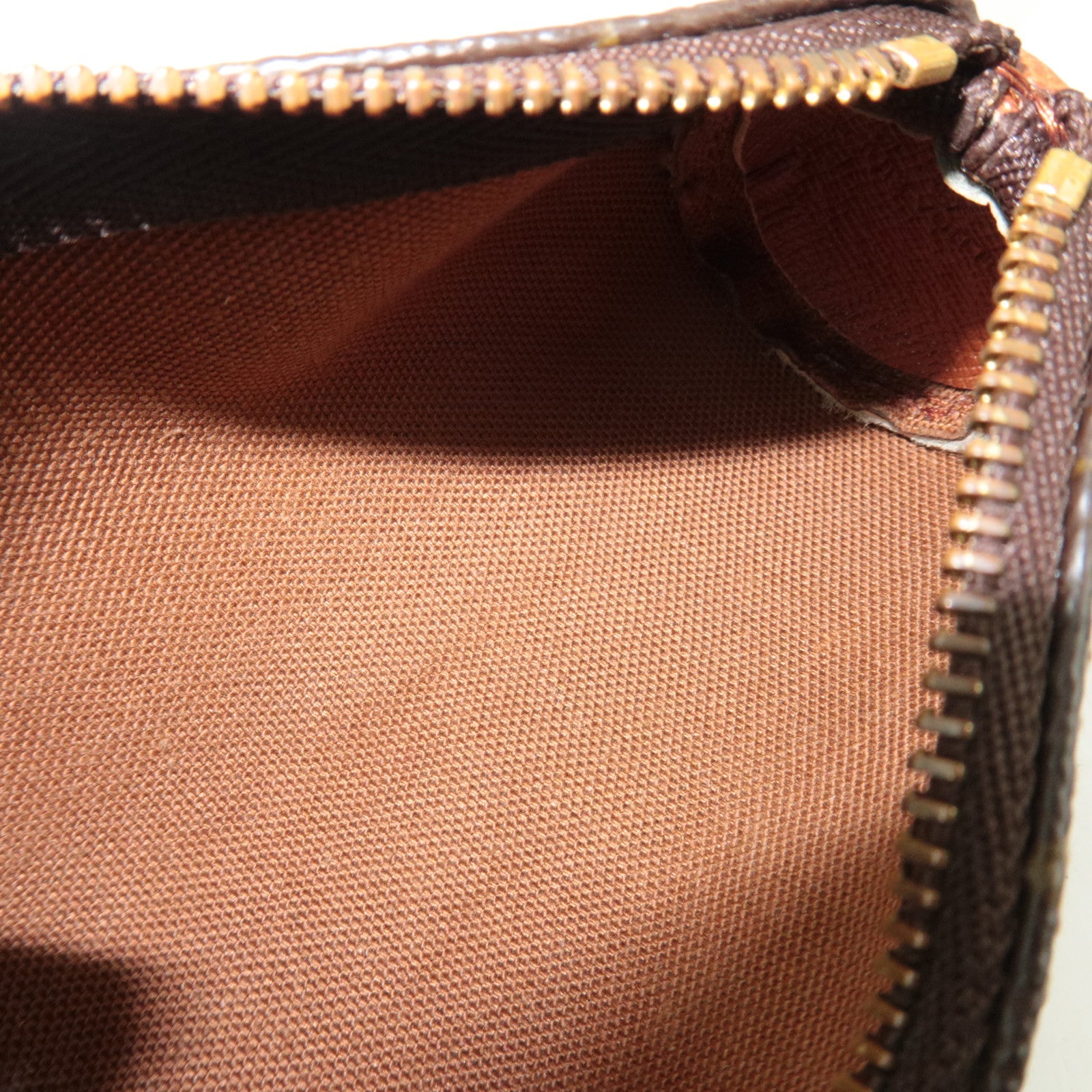 Louis Vuitton Monogram Etui 3 Ball de Golf Golf Ball Case Mini Pouch M58249 RA0911