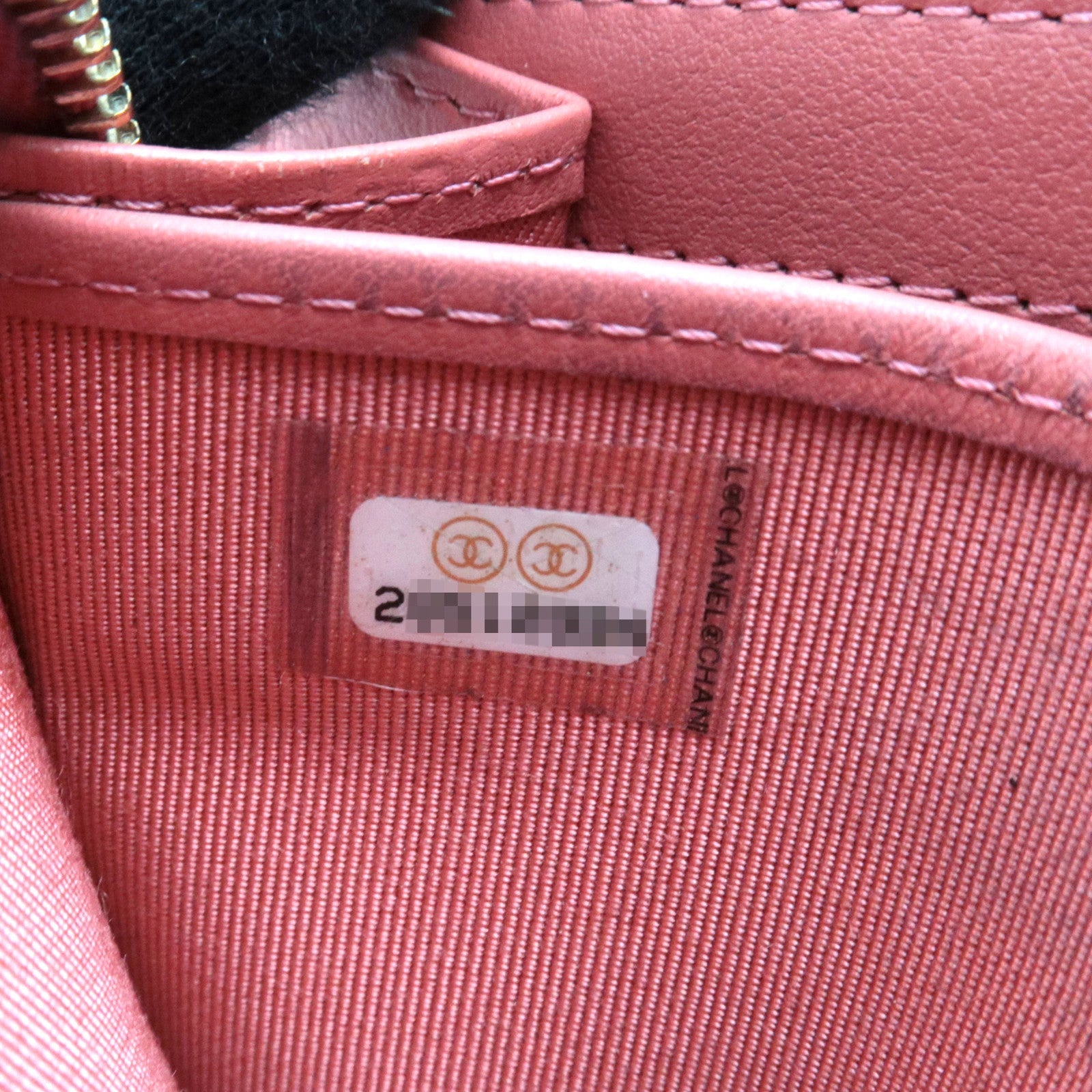 CHANEL Matelasse Round Zipper Long Wallet Caviar Skin Pink *Box, Dust bag, G card