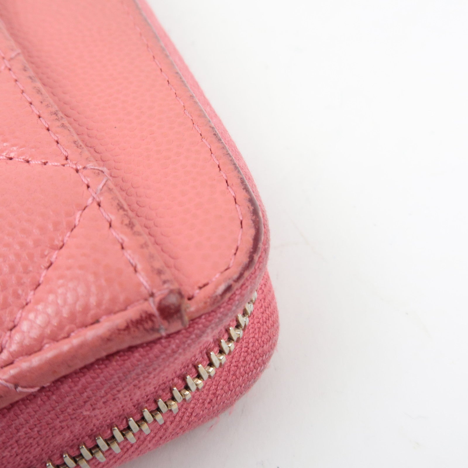 CHANEL Matelasse Round Zipper Long Wallet Caviar Skin Pink *Box, Dust bag, G card