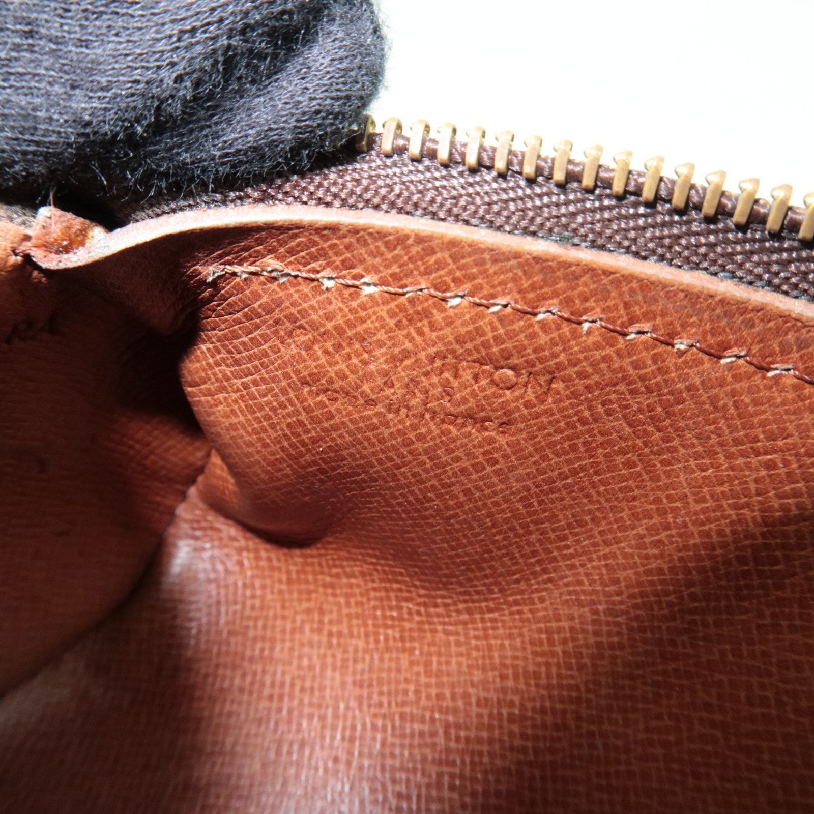 Louis Vuitton Monogram Trousse Ronde Mini Pouch M47630 8910RA