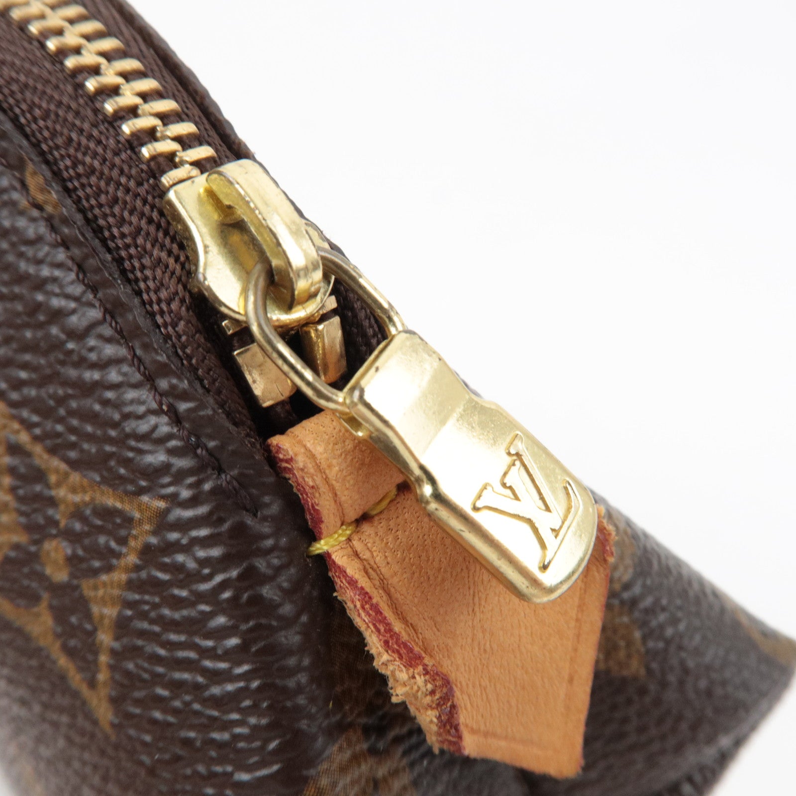 Louis Vuitton Monogram Pochette Cosmetic PM Cosmetic Pouch M47515 CA0066