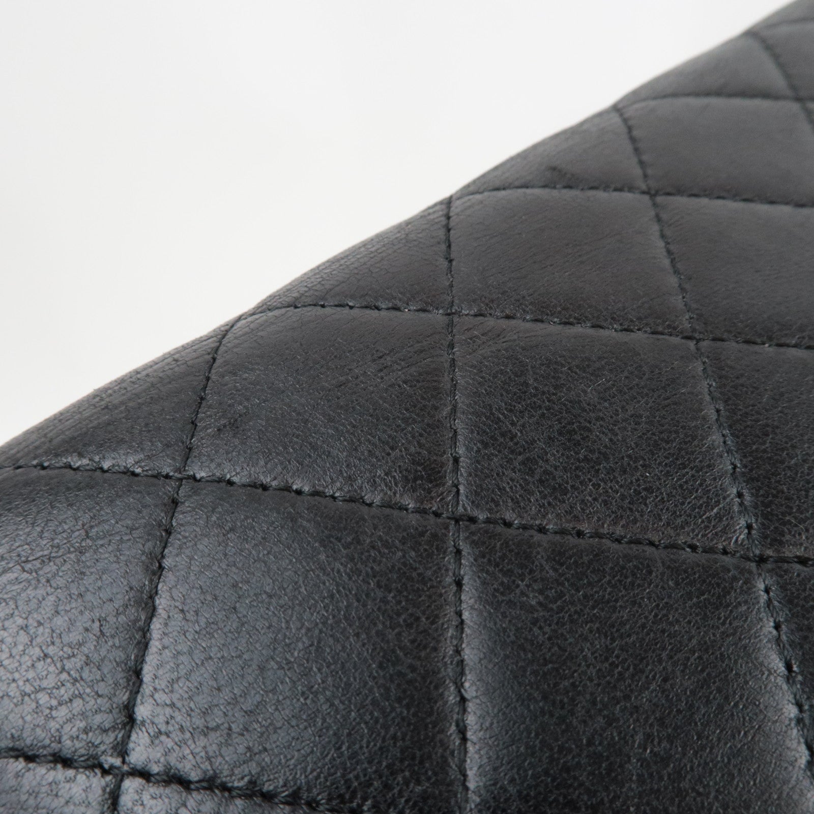 CHANEL Matelasse Bi-Fold Long Wallet Lambskin Black *Box, G card