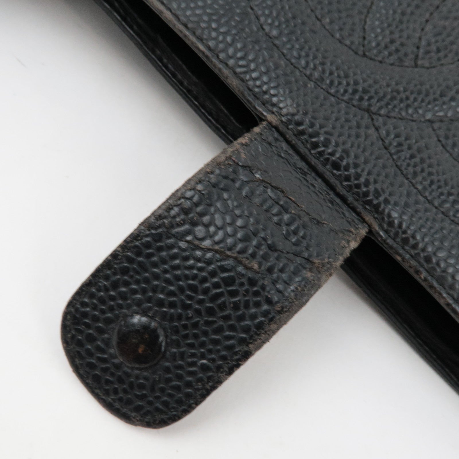 CHANEL Coco Mark Bi-Fold Long Wallet Caviar Skin Black 3338507