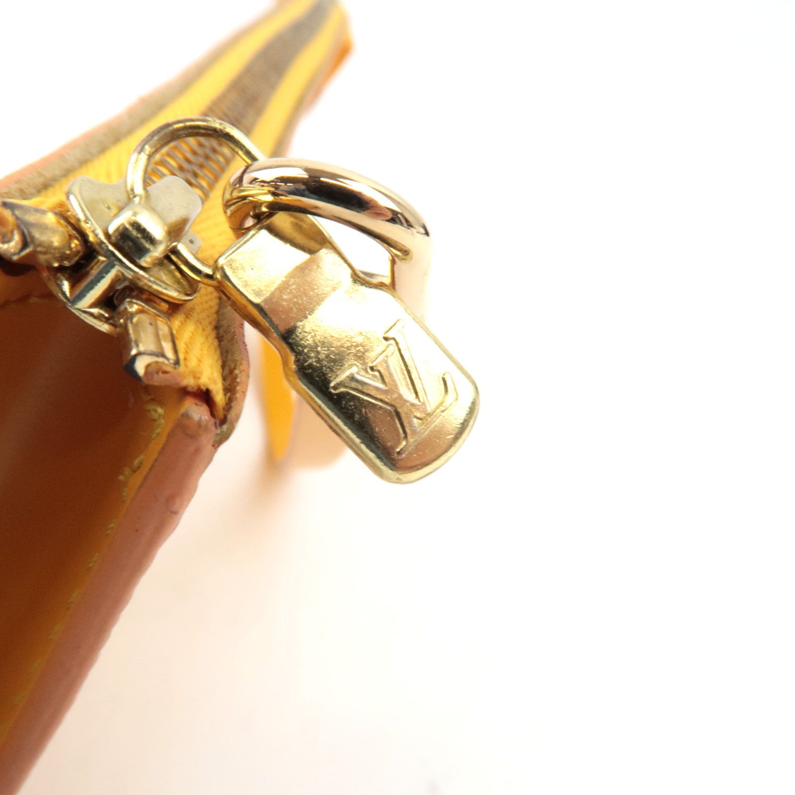 Louis Vuitton Epi Pochette Accessoires Hand bag Tassili Yellow M52959 AR0997