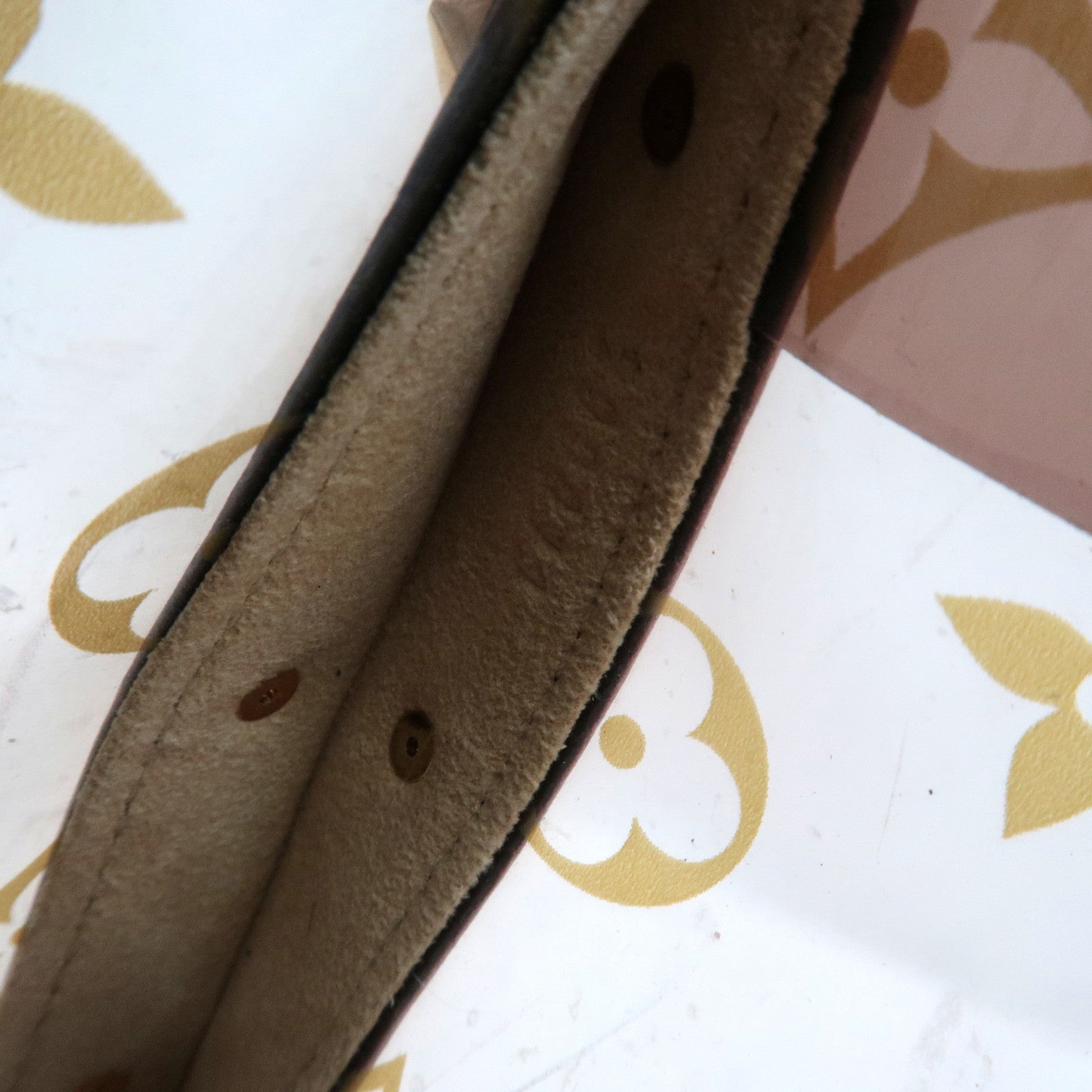 Louis Vuitton Monogram Vinyl Neo Cabas Ambre MM Tote Bag Vinyl Brown M92504 CE0064 *Keys, Crochette