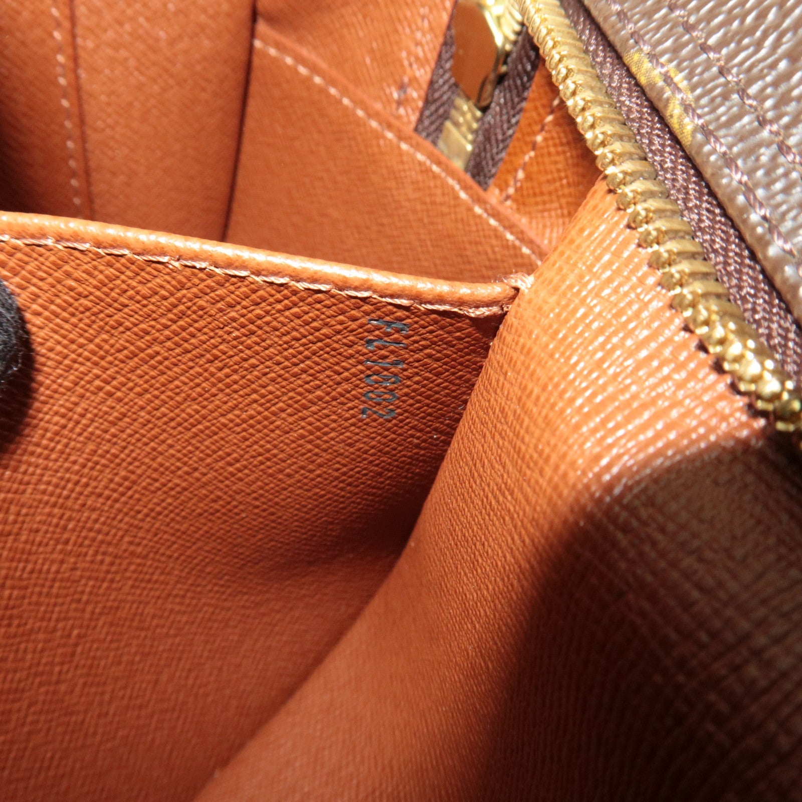 Louis Vuitton Monogram Cite MM Shoulder Bag M51182 FL1002