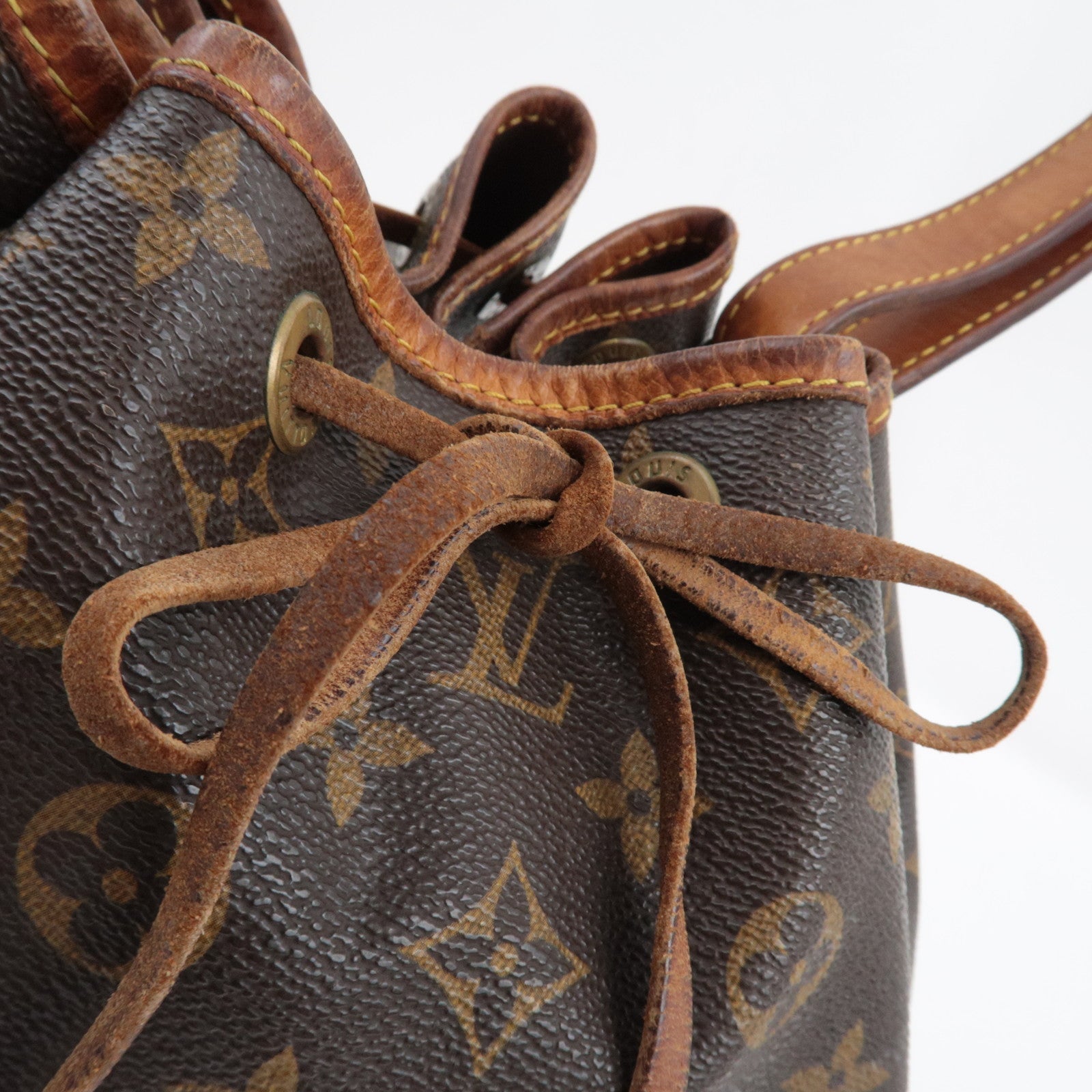 Louis Vuitton Monogram Petit Noe Shoulder Bag M42226