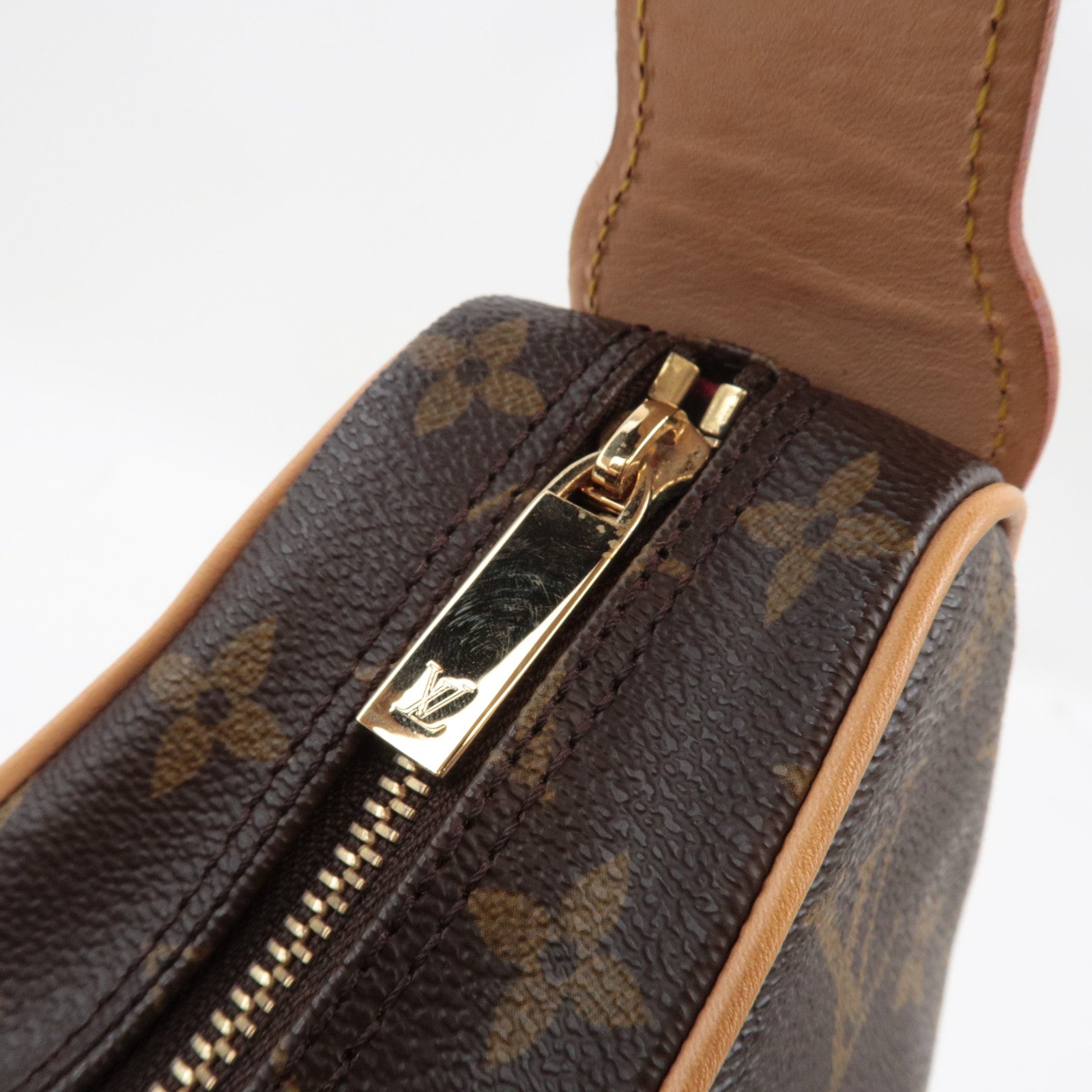 Louis Vuitton Monogram Croissant GM Shoulder Bag M51511 CA1022