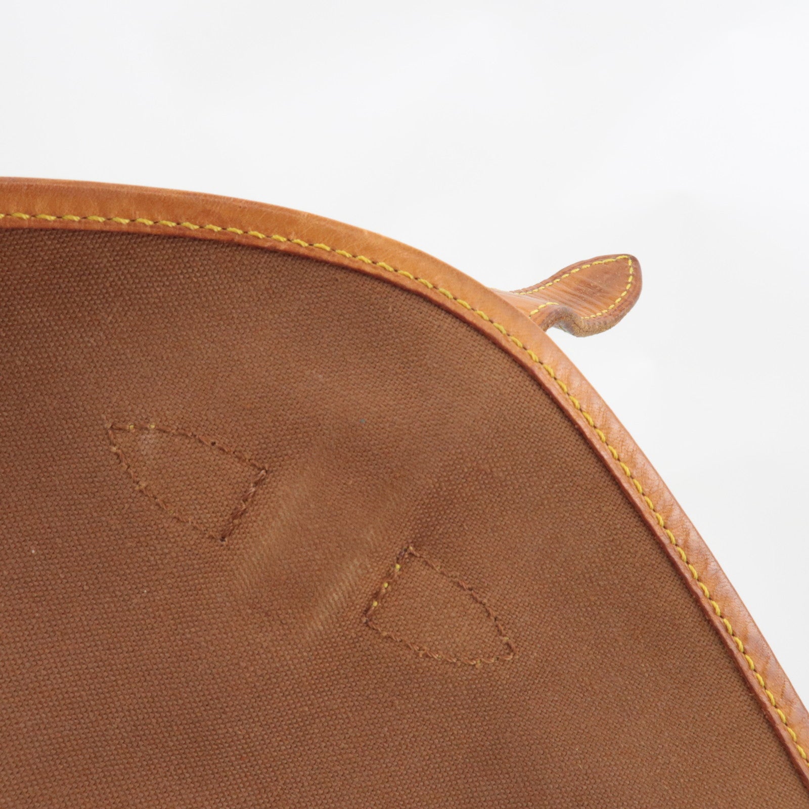 Louis Vuitton Monogram Saumur 30 Shoulder Bag M42256 AR0970