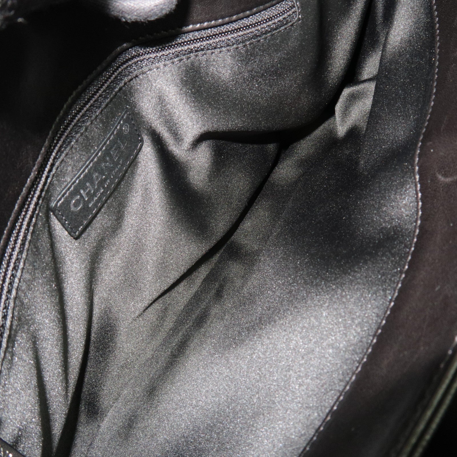 CHANEL Matelasse Chain Shoulder Bag Leather Black Silver HDW *Dust bag, G card