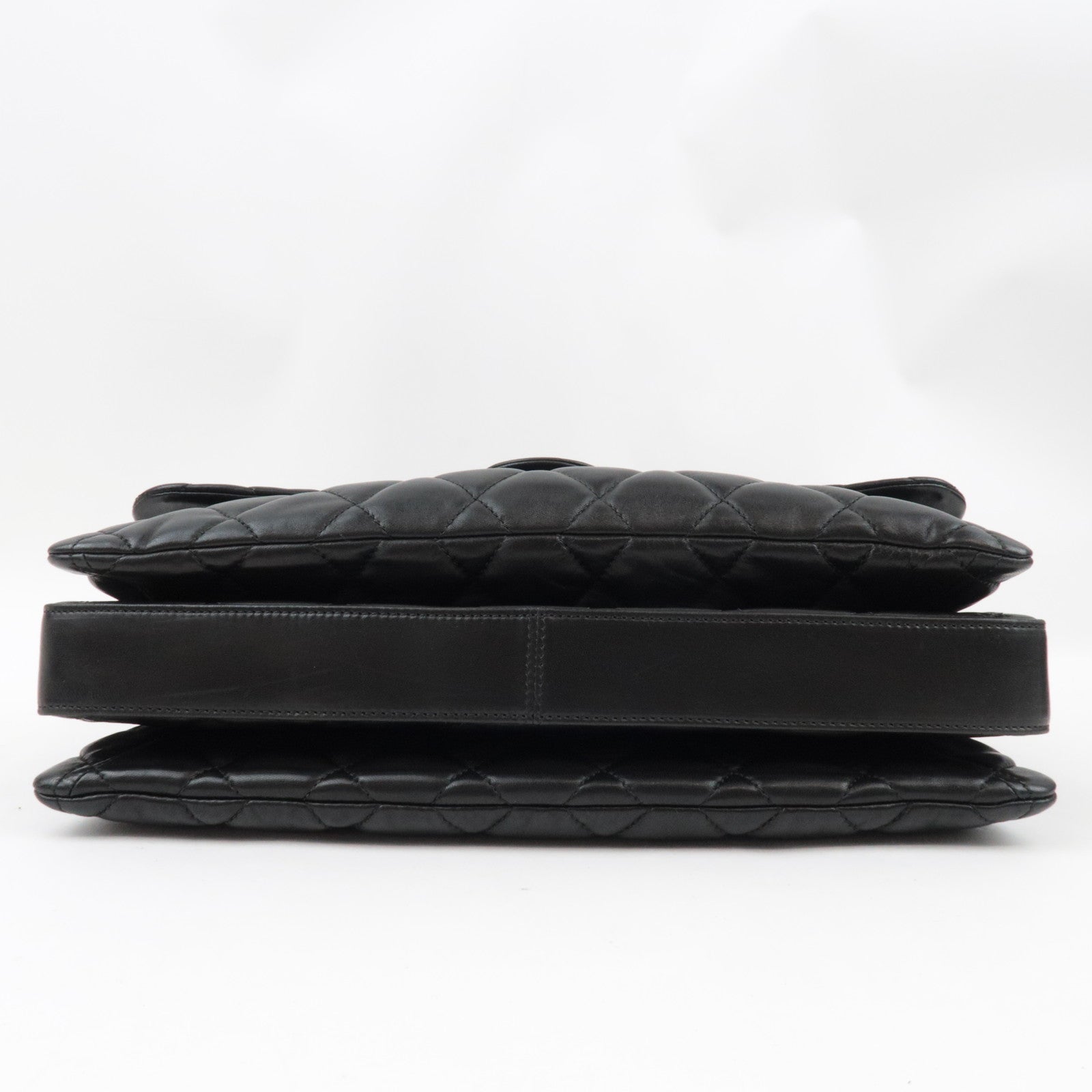 CHANEL Matelasse Chain Shoulder Bag Leather Black Silver HDW *Dust bag, G card