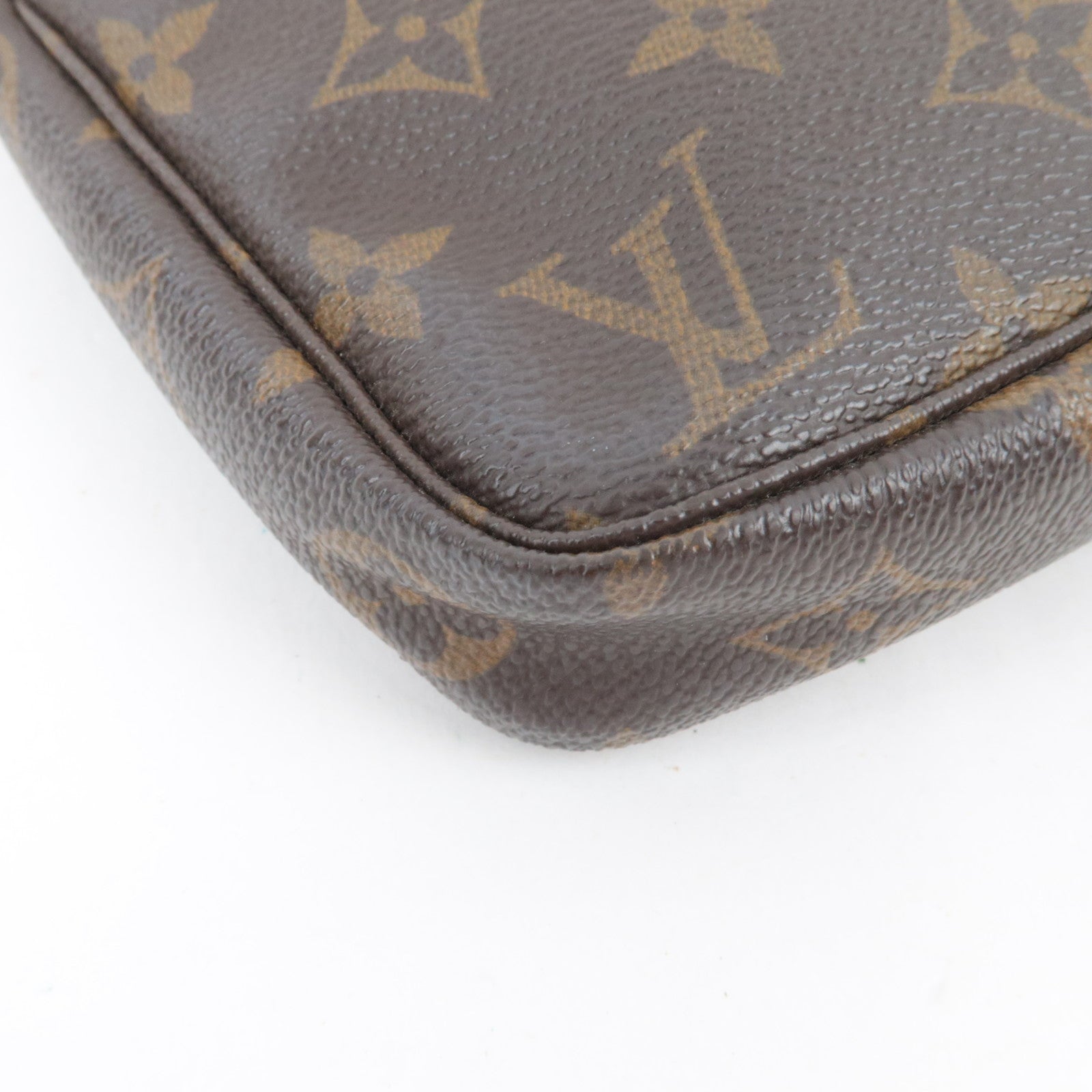 Louis Vuitton Monogram Pochette Accessoires Hand Bag M51980 VI0060