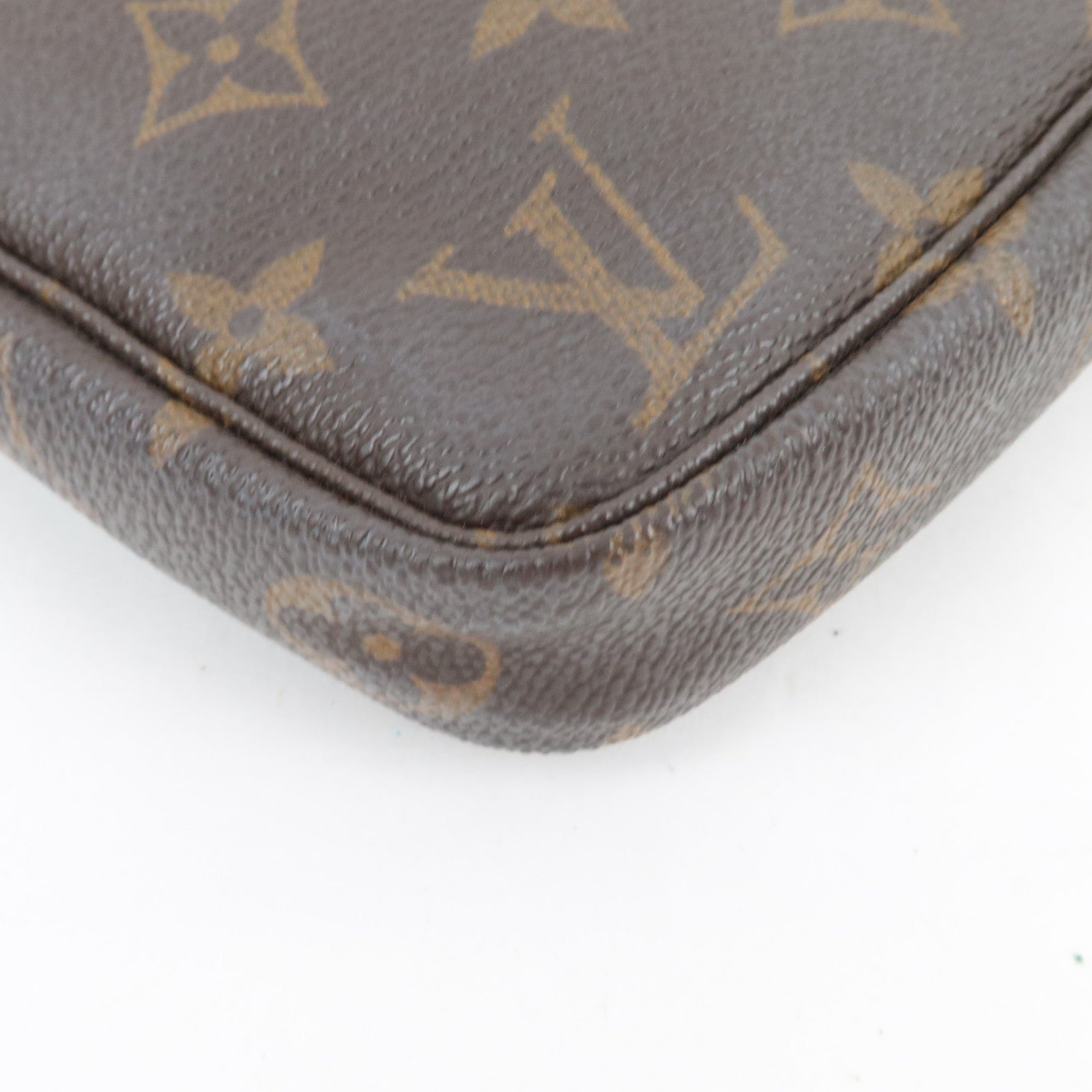 Louis Vuitton Monogram Pochette Accessoires Hand Bag M51980 VI0060