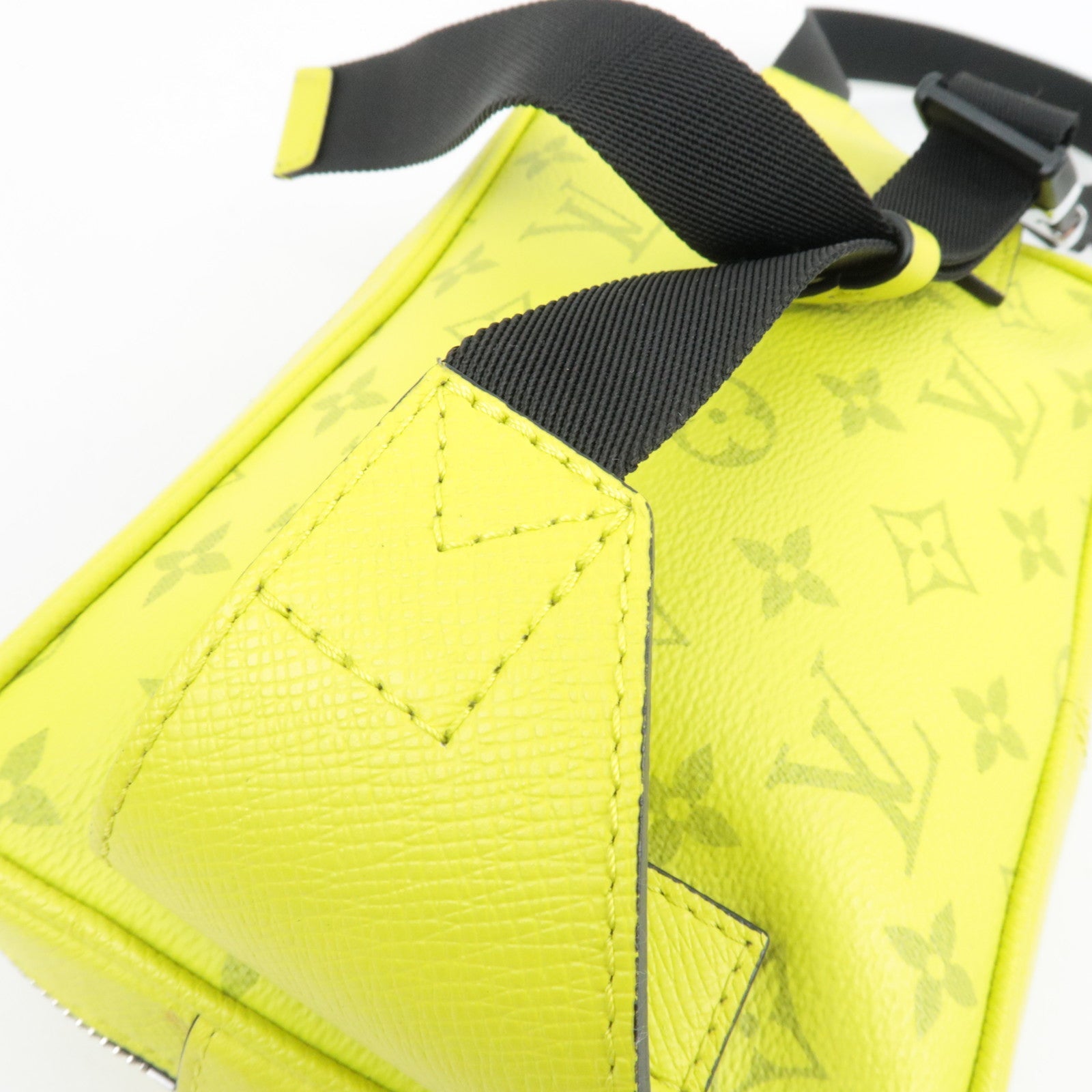 Louis Vuitton Taigarama Bum Bag Outdoor Body Bag Jaune M30251 FO2159 *Dust bag