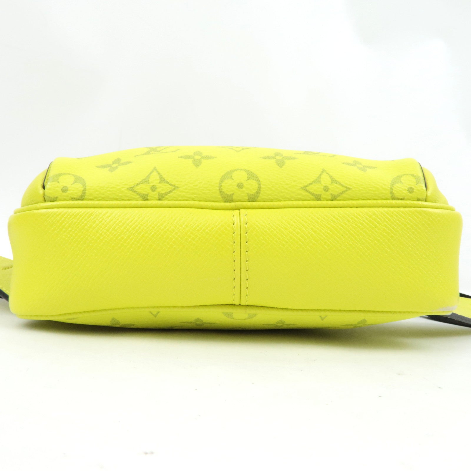 Louis Vuitton Taigarama Bum Bag Outdoor Body Bag Jaune M30251 FO2159 *Dust bag