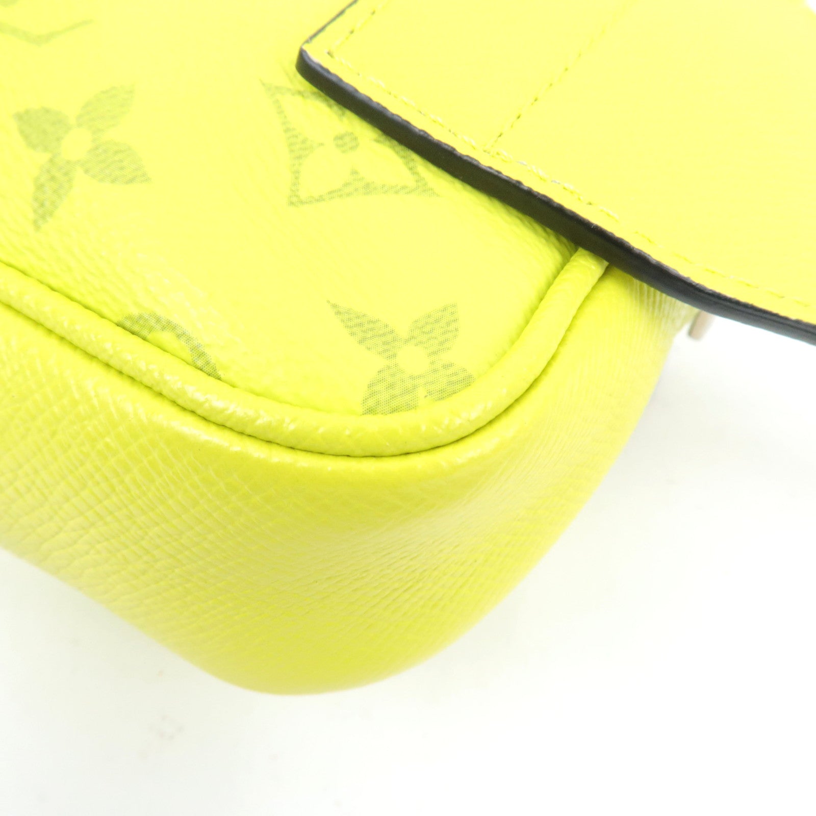 Louis Vuitton Taigarama Bum Bag Outdoor Body Bag Jaune M30251 FO2159 *Dust bag