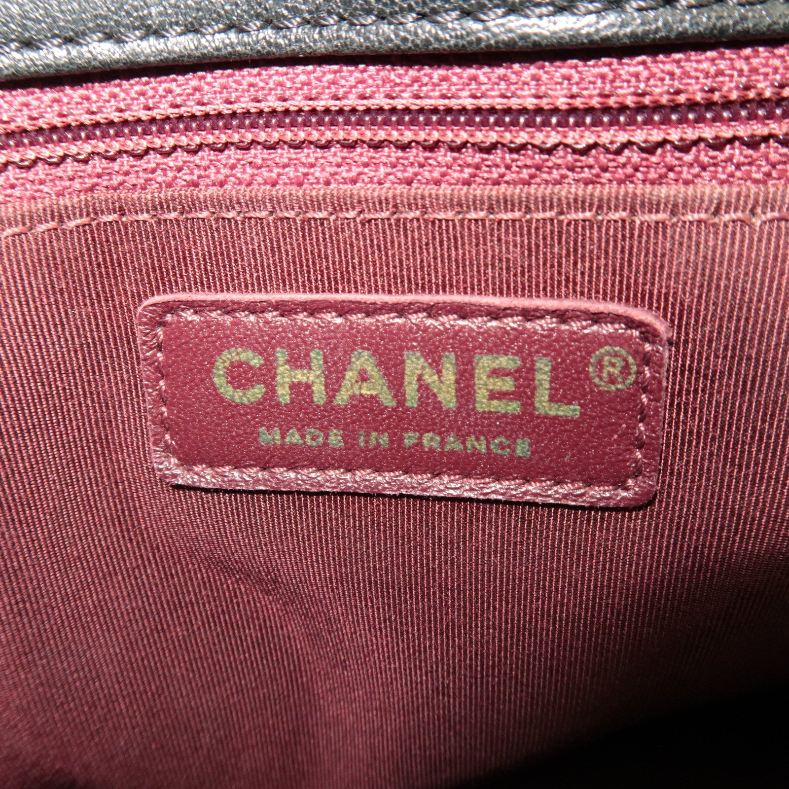 CHANEL Matelasse Chain Tote Bag Lambskin Black Gold HDW 23107851