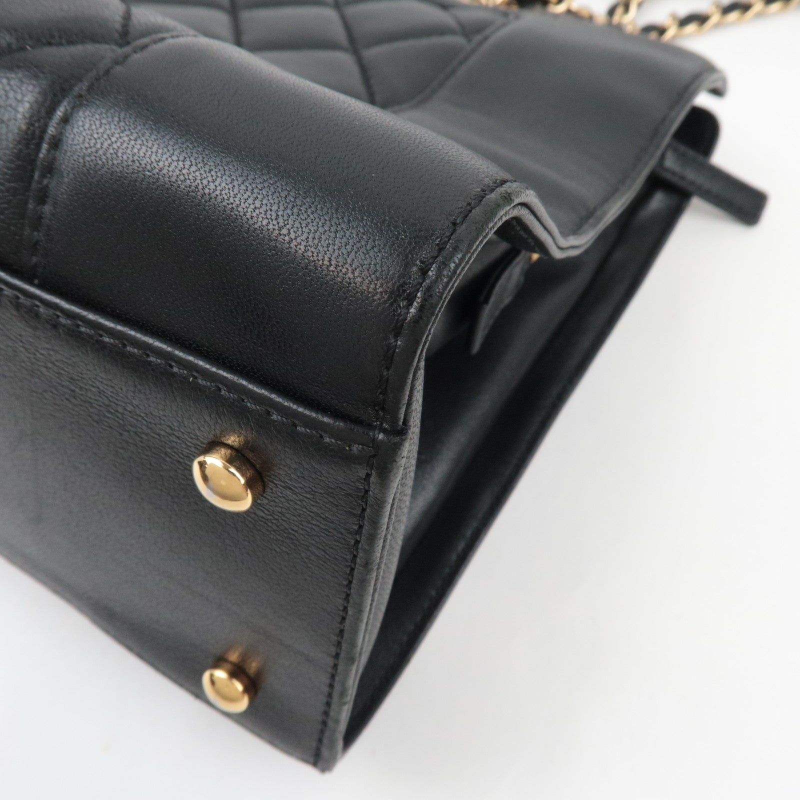 CHANEL Matelasse Chain Tote Bag Lambskin Black Gold HDW 23107851