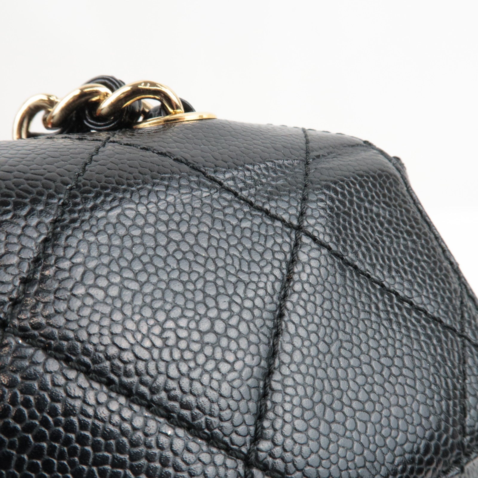 CHANEL Matelasse Chain Shoulder Bag Caviar Skin Black Gold HDW 6869839 *Box, Dust bag