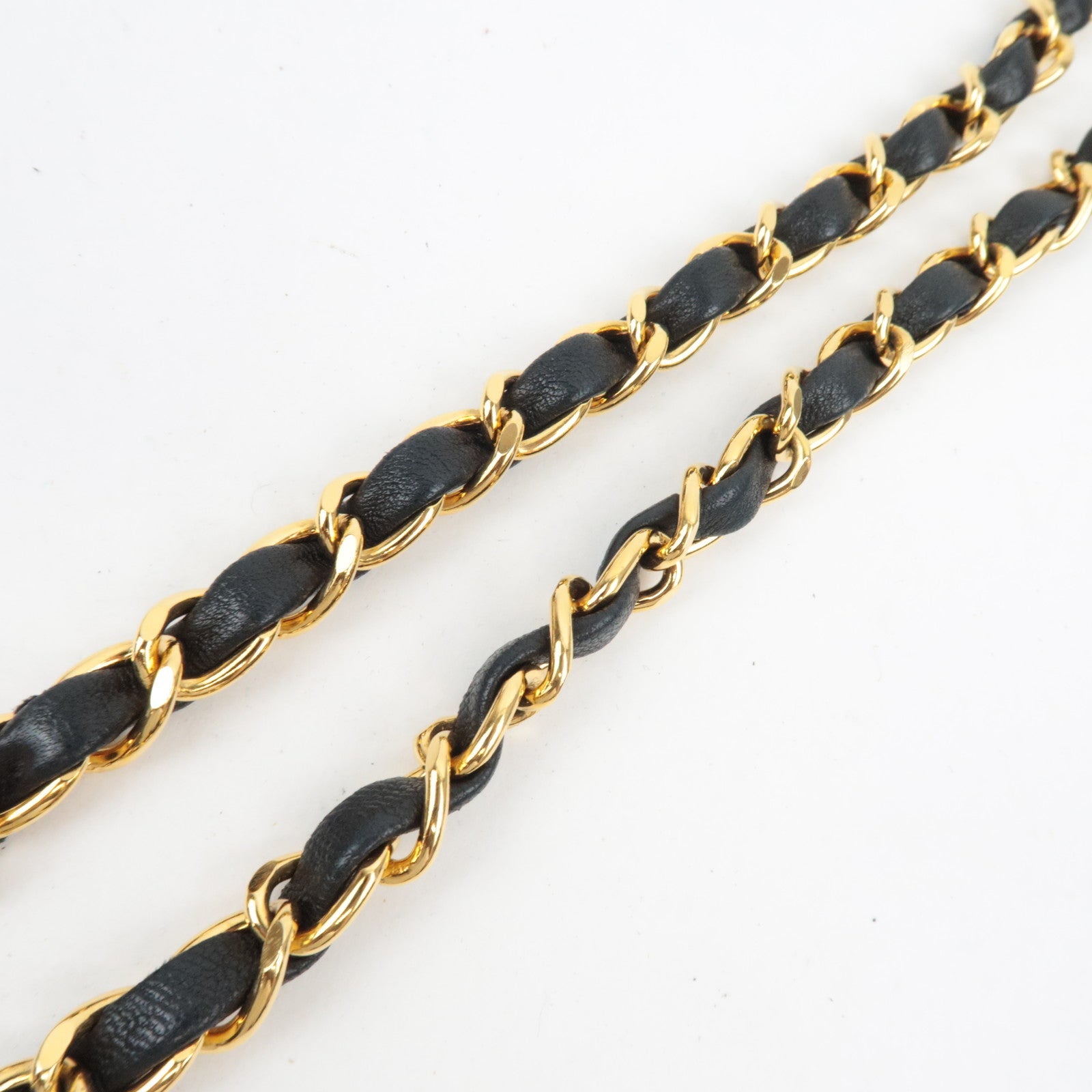 CHANEL Matelasse 25 Single Flap Chain Shoulder Bag Lambskin Black Gold HDW 4624662 *Box, G card