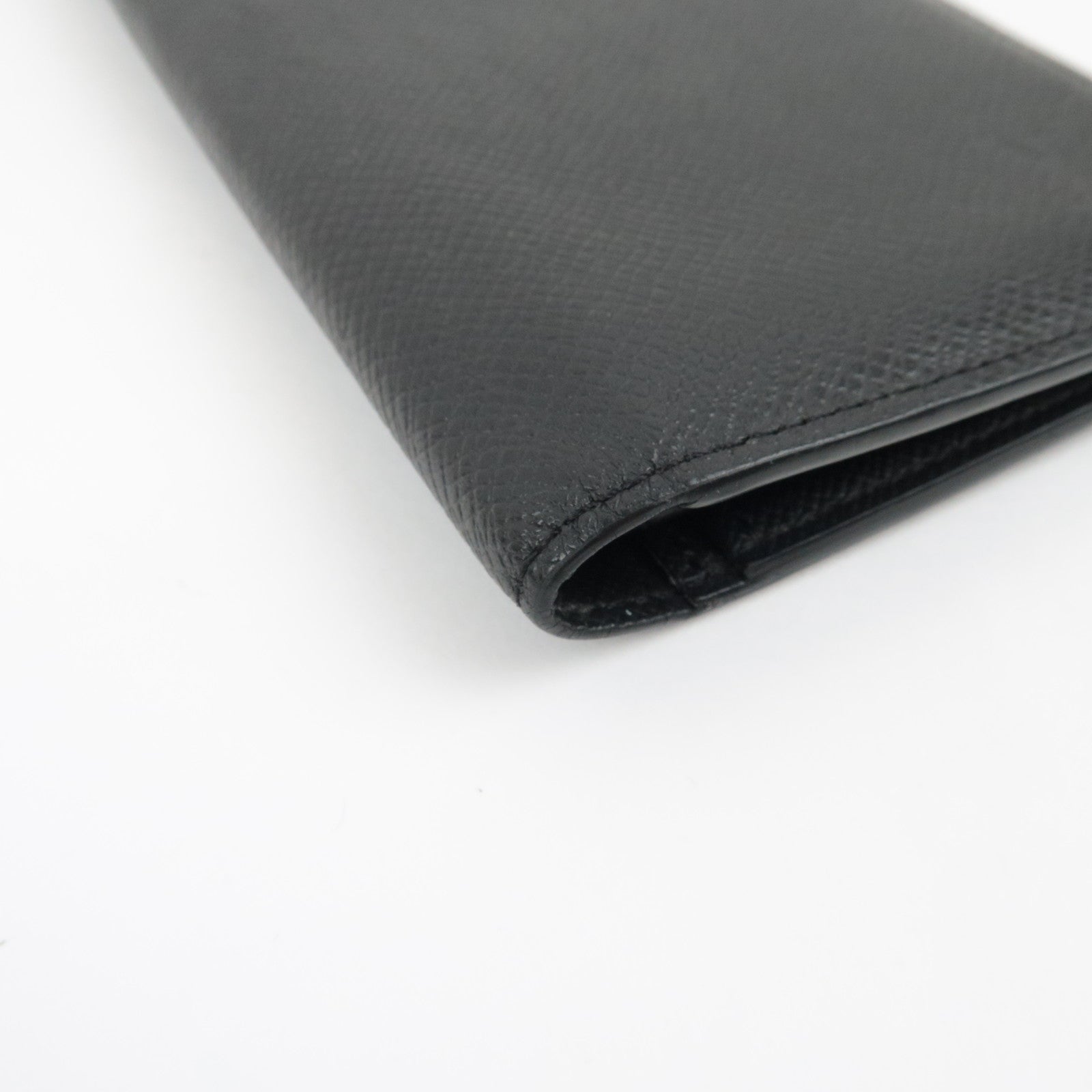 Louis Vuitton Taiga Portefeuille Brazza Long Wallet Noir M30501 RFID