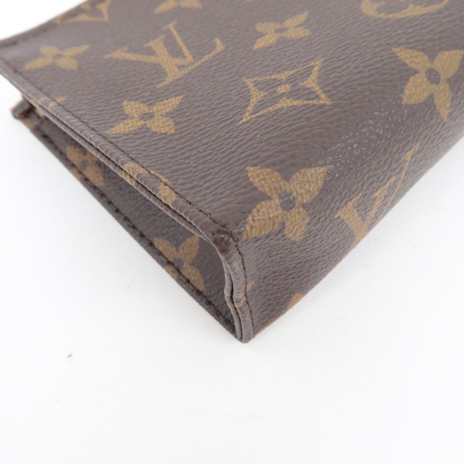 Louis Vuitton Monogram Poche Toilette 15 Toiletry Cosmetic Pouch M47546 DU2101