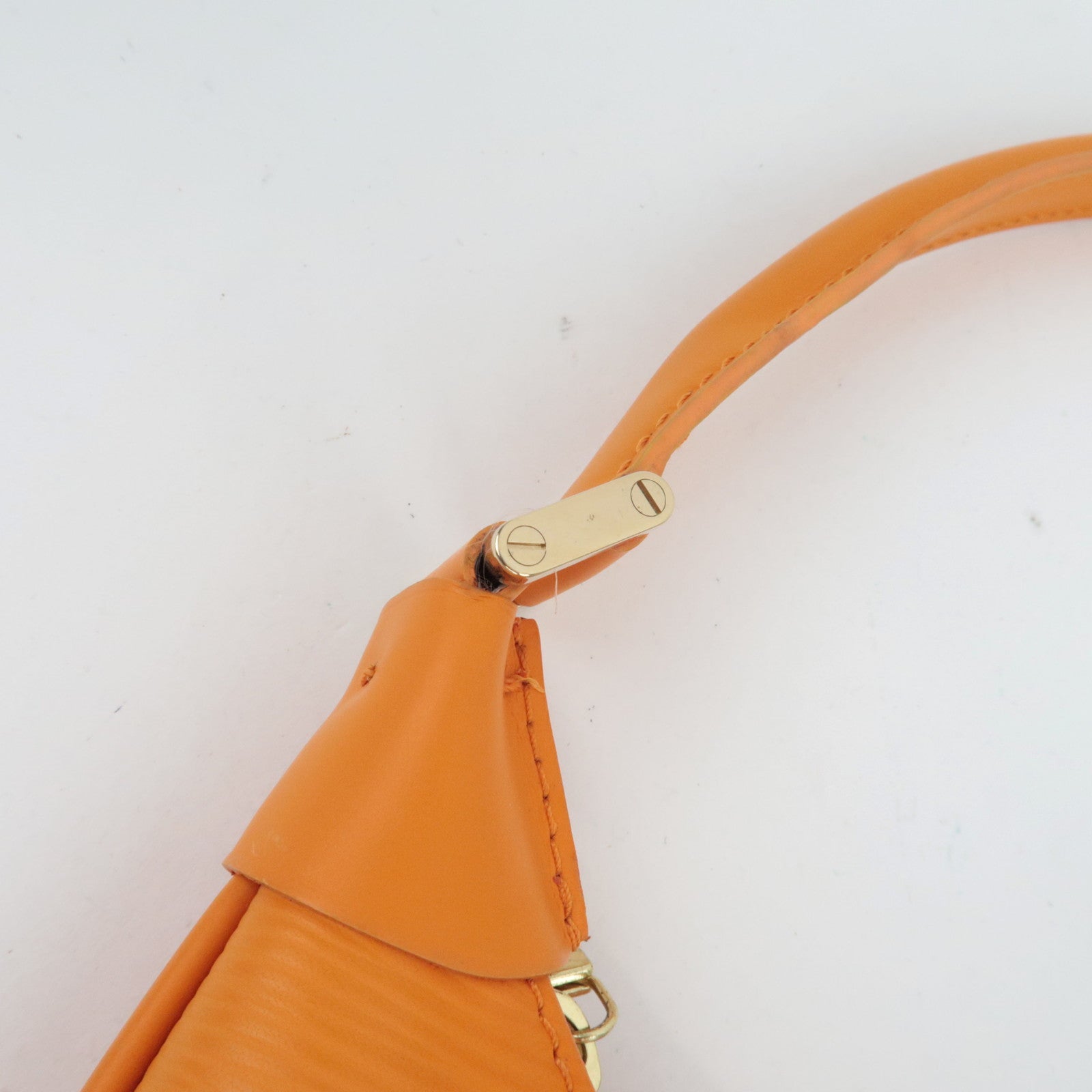 Louis Vuitton Epi Matsy Shoulder Bag Mandarin M5897H MI0073