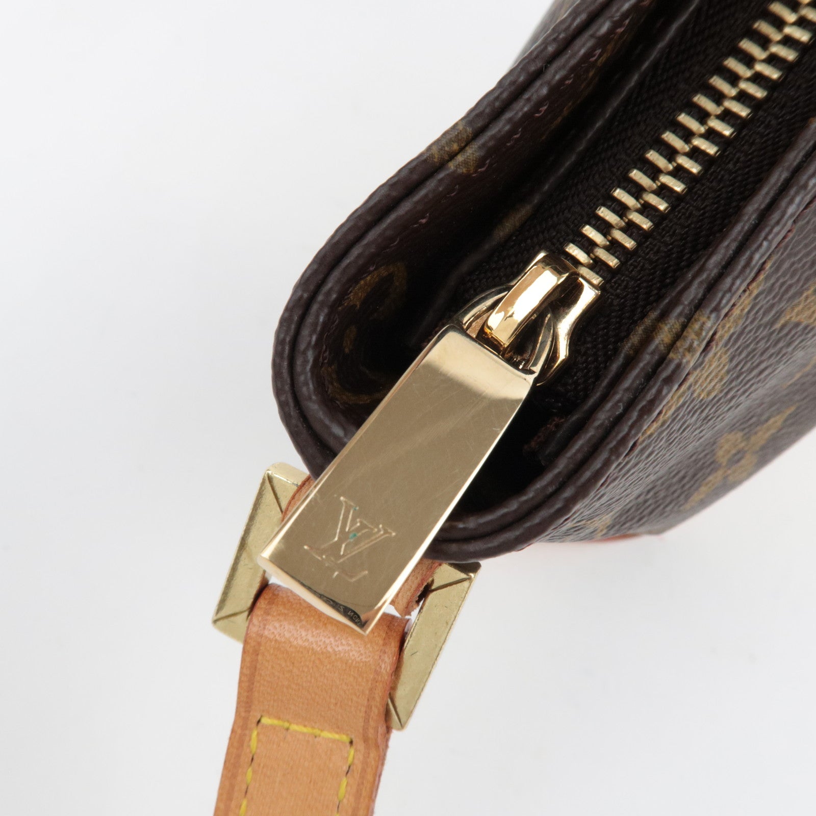 Louis Vuitton Monogram Trotteur Shoulder Bag M51240 AR1010