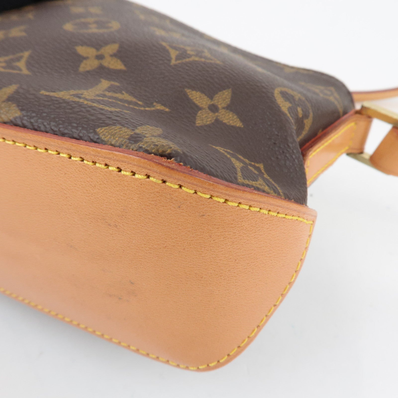 Louis Vuitton Monogram Trotteur Shoulder Bag M51240 AR1010