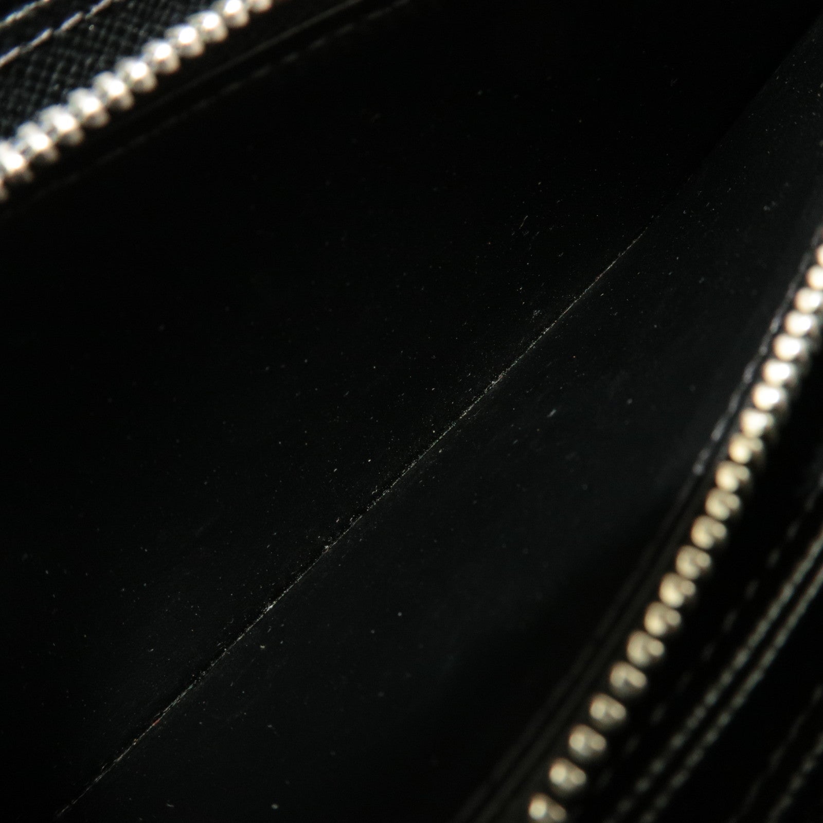 Louis Vuitton Epi Zippy Long Wallet Noir M60072 CA3172 *Box, Dust bag