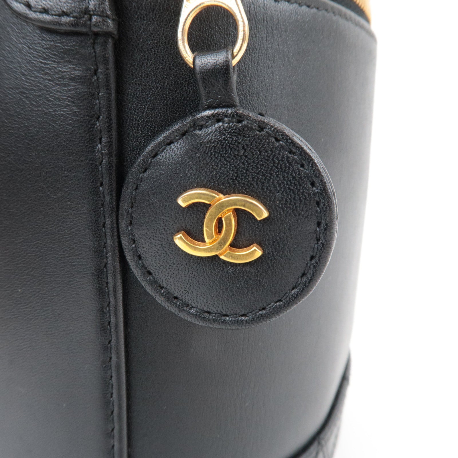 CHANEL Bicolore Vanity Bag Leather Black Gold HDW A01619 3124597