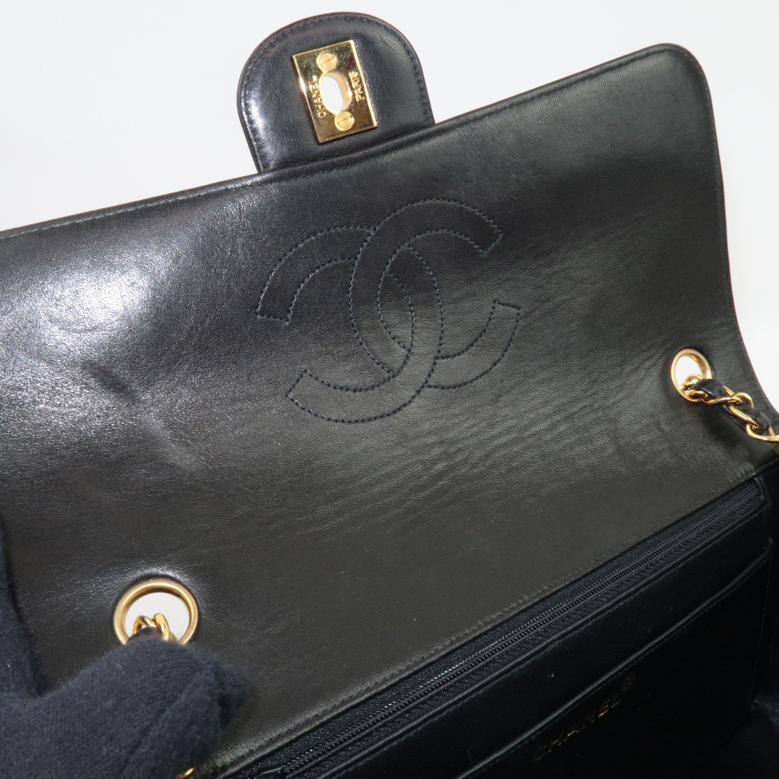 CHANEL Matelasse 25 Single Flap Chain Shoulder Bag Lambskin Black Gold HDW 4336072 *Box