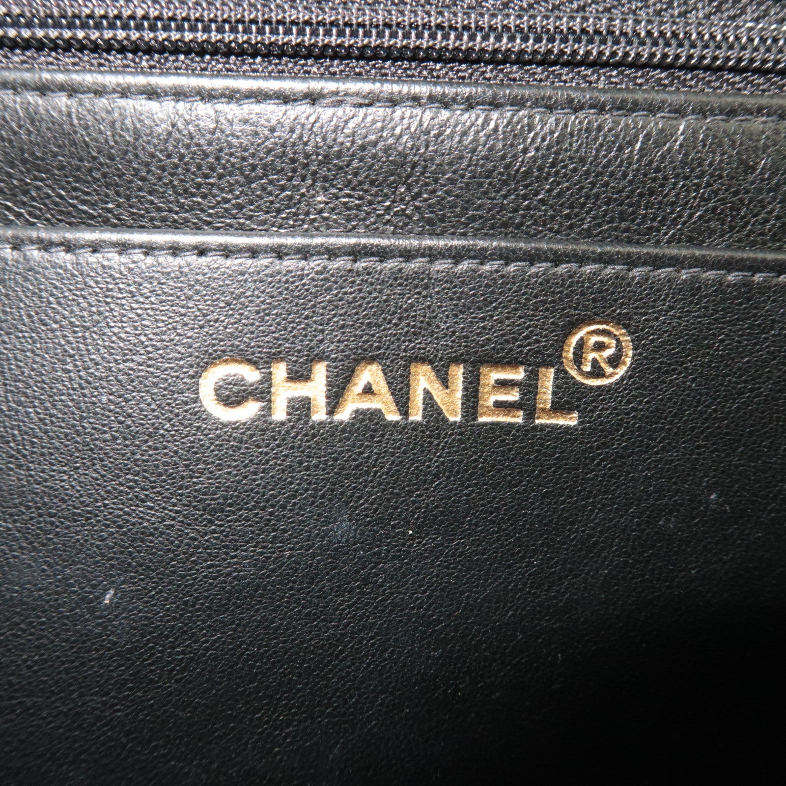 CHANEL Matelasse 25 Single Flap Chain Shoulder Bag Lambskin Black Gold HDW 4336072 *Box