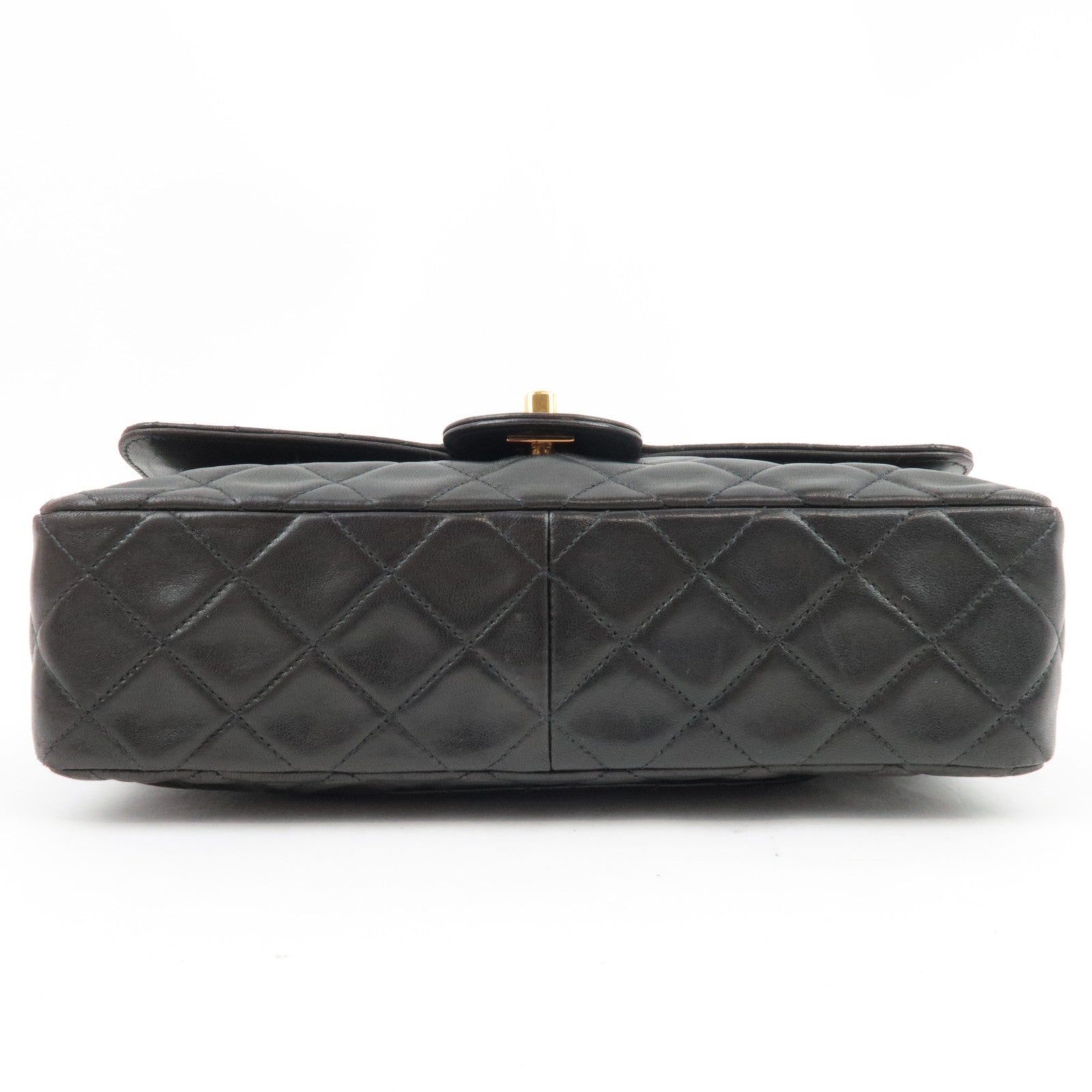 CHANEL Matelasse 25 Single Flap Chain Shoulder Bag Lambskin Black Gold HDW 4336072 *Box