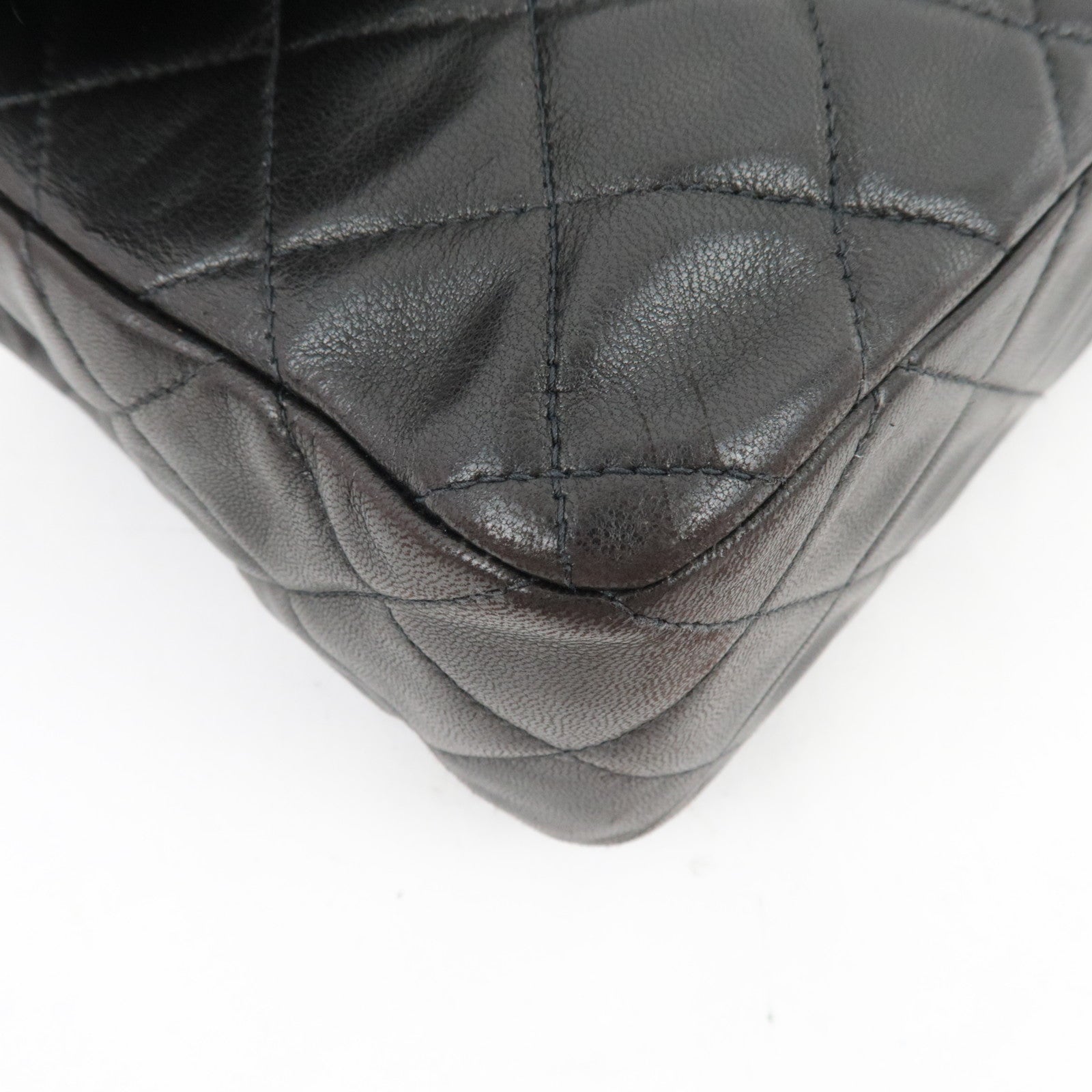 CHANEL Matelasse 25 Single Flap Chain Shoulder Bag Lambskin Black Gold HDW 4336072 *Box