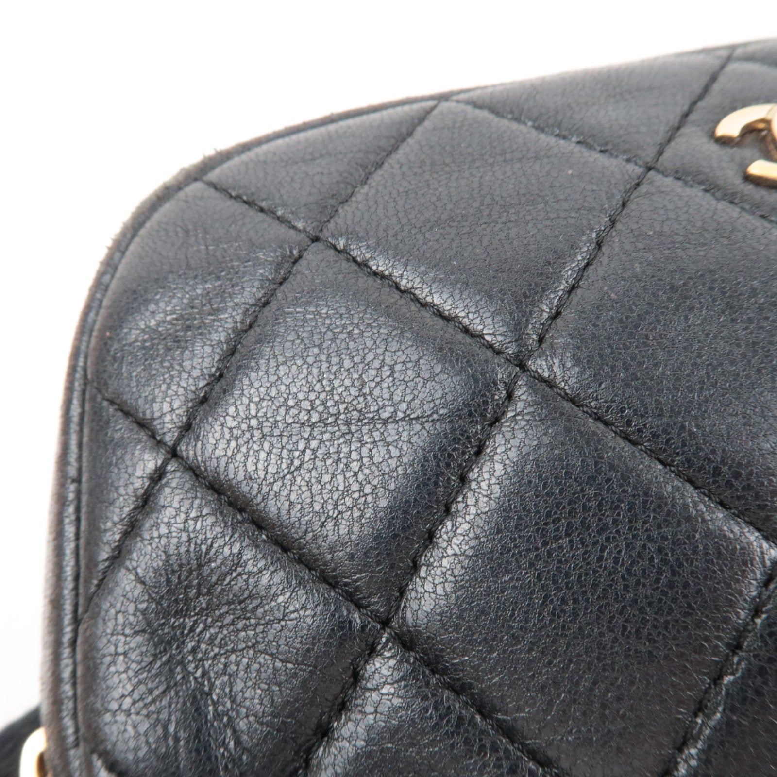 CHANEL Matelasse Cosmetic Pouch Lambskin Black Gold HDW 22902964