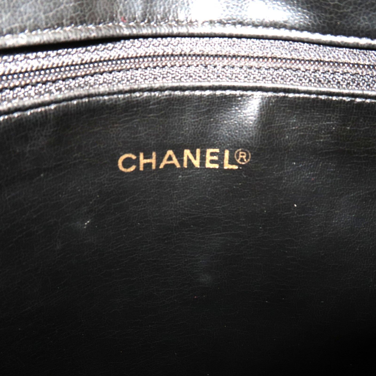 CHANEL V-Stitch Shoulder Bag Caviar Skin Black Gold HDW 1842787 *Dust bag