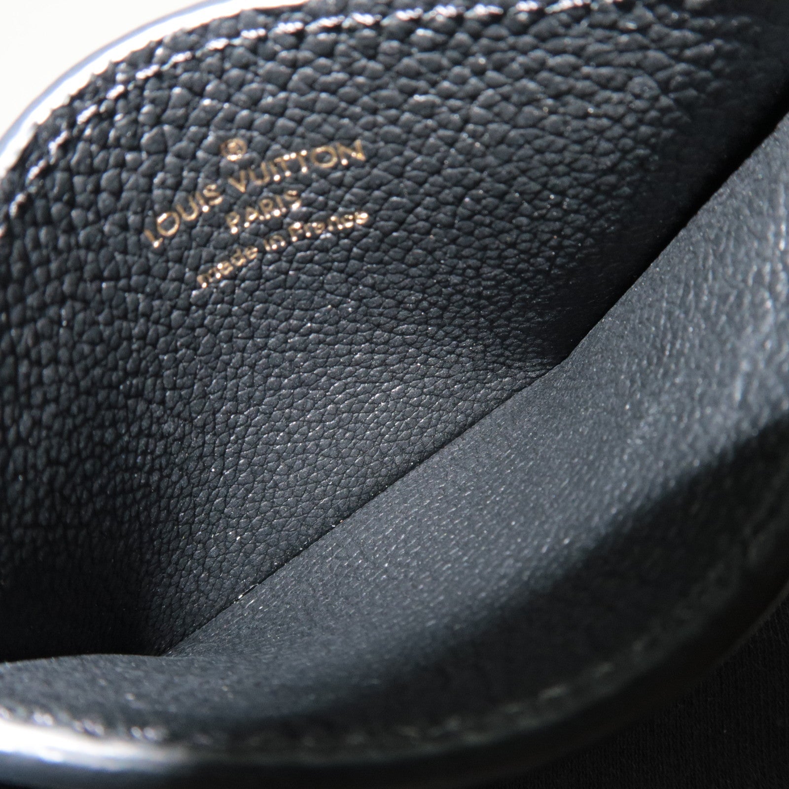 Louis Vuitton Bicolor Monogram Empreinte Porte Carte Simple Card Case Noir M81022 RFID