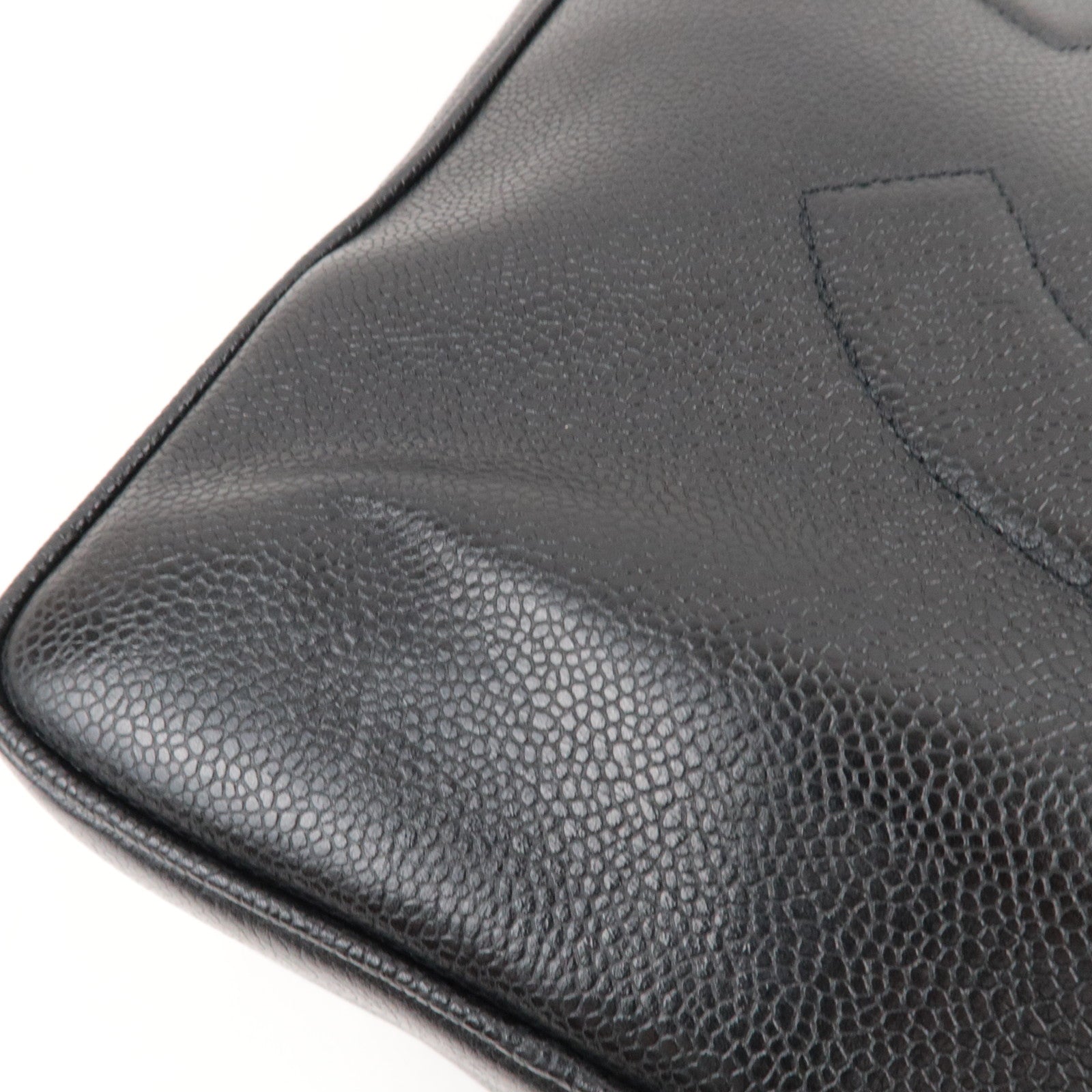 CHANEL Coco Mark Chain Tote Bag Caviar Skin Black Gold HDW 2307621 *Dust bag, G card, 3 Pouches