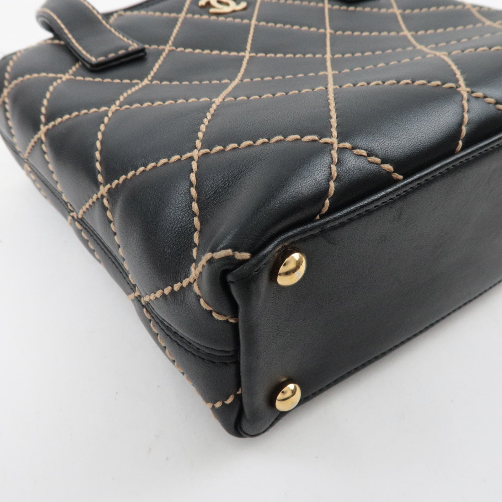 CHANEL Wild Stitch Tote Bag Leather Black Gold HDW A18126 7689339 *G card