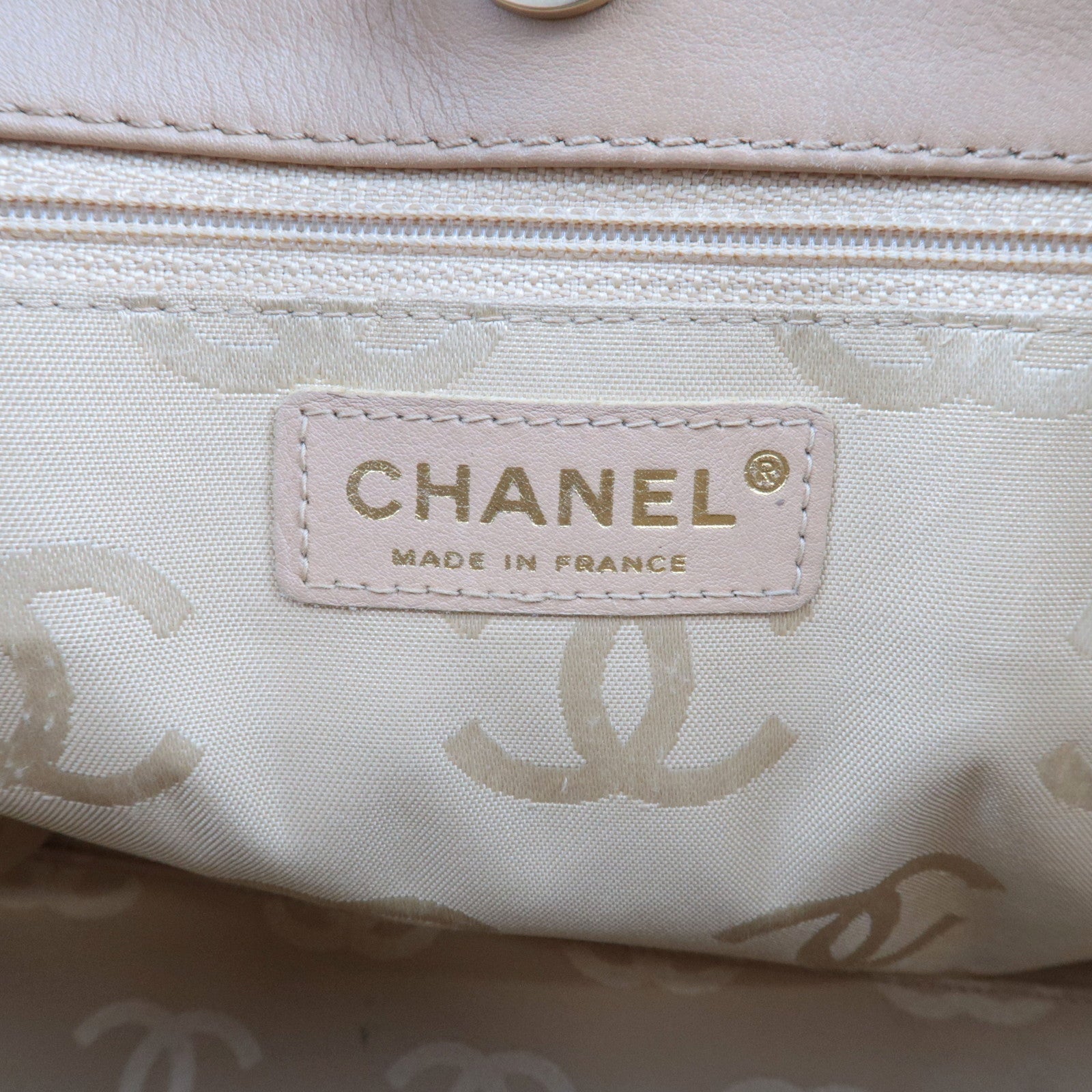 CHANEL Wild Stitch Tote Bag Leather Beige Gold HDW A18126 7984282