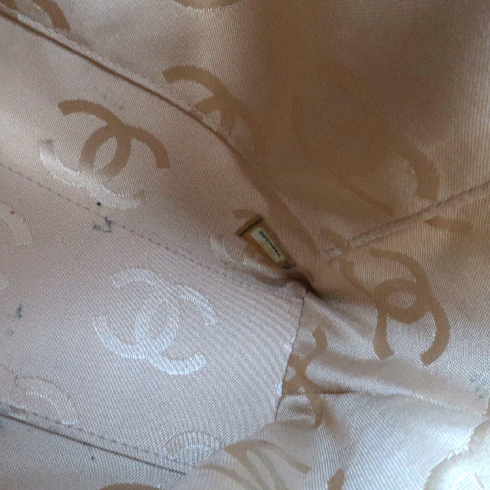 CHANEL Wild Stitch Tote Bag Leather Beige Gold HDW A18126 7984282