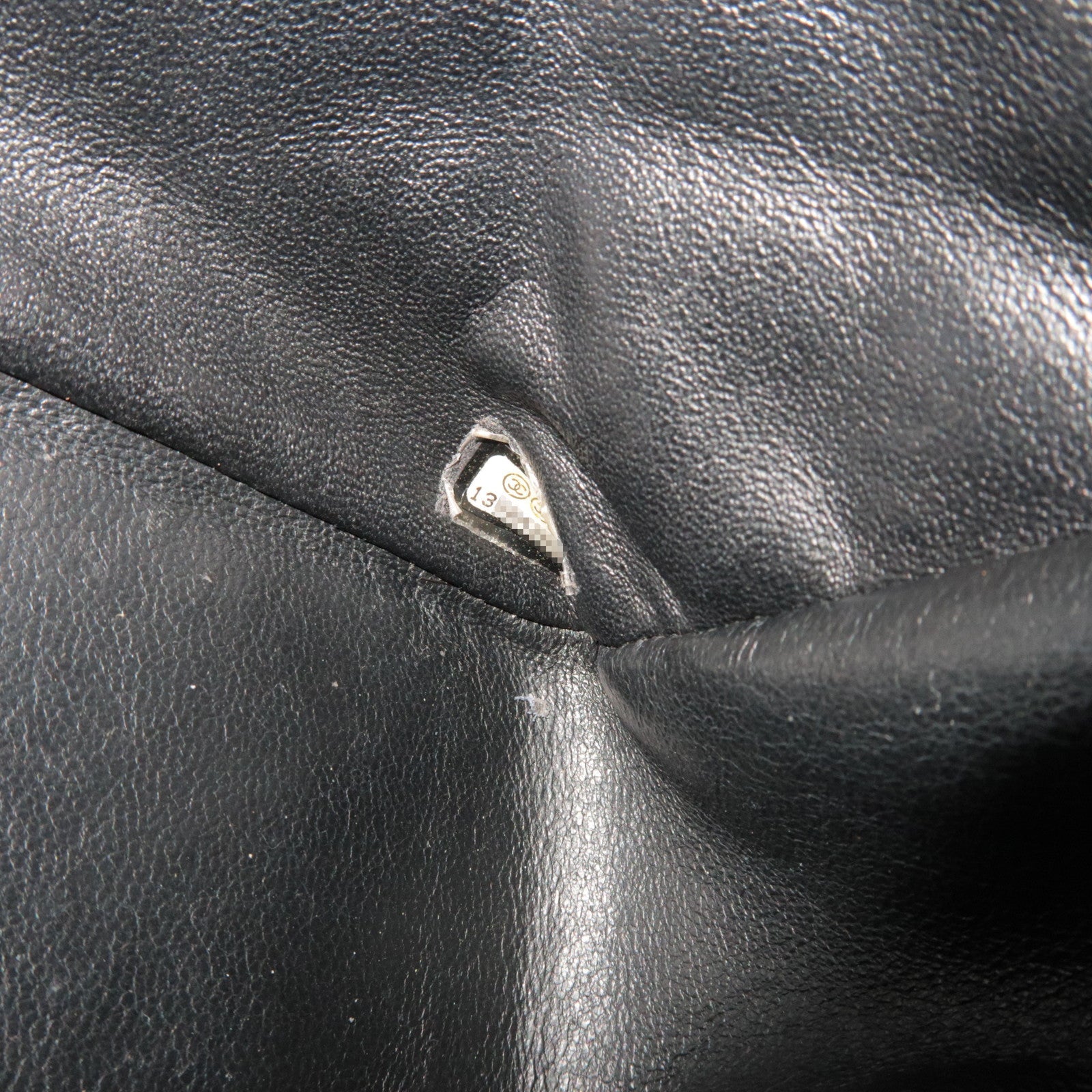 CHANEL Jumbo Matelasse 30 Single Flap Shoulder Bag Caviar Skin Black Gold HDW 13584309