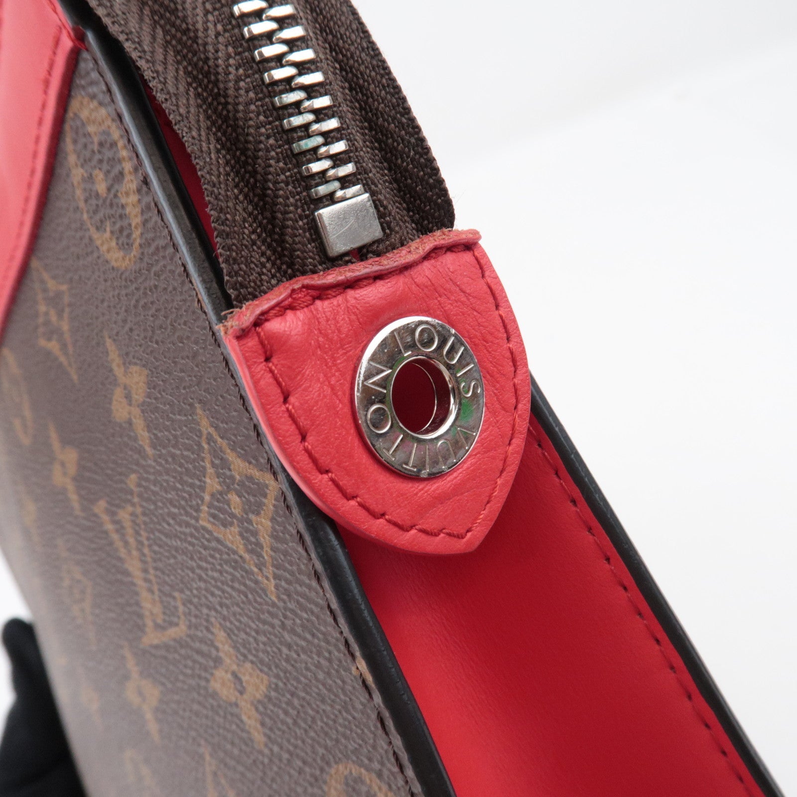 Louis Vuitton Monogram Pochette Voyage MM Clutch Bag Sari Red M12817 RFID